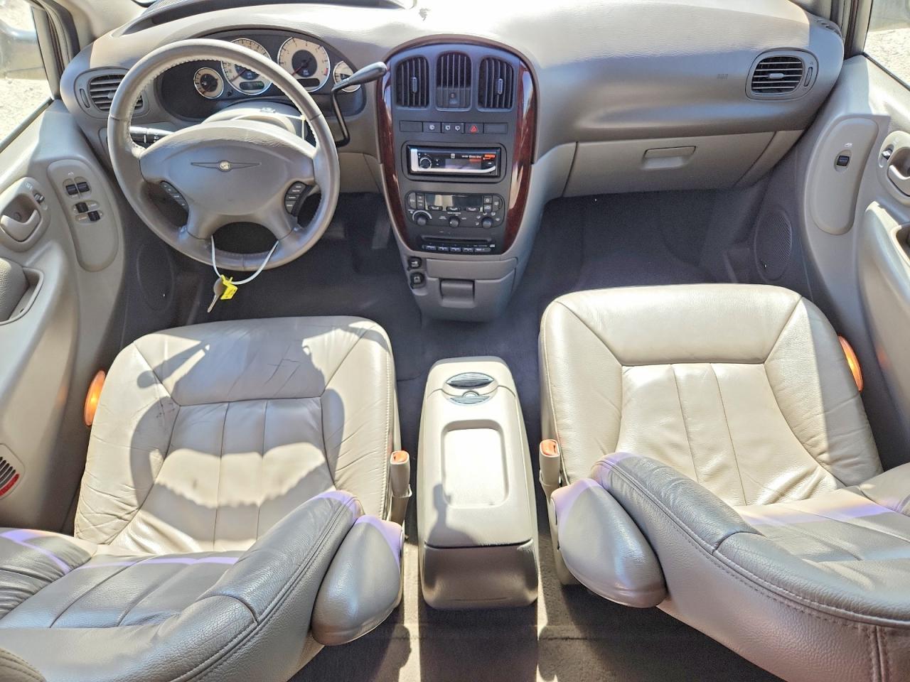2001 Chrysler Town & Country Lxi Золотой vin: 2C8GP54L11R238019