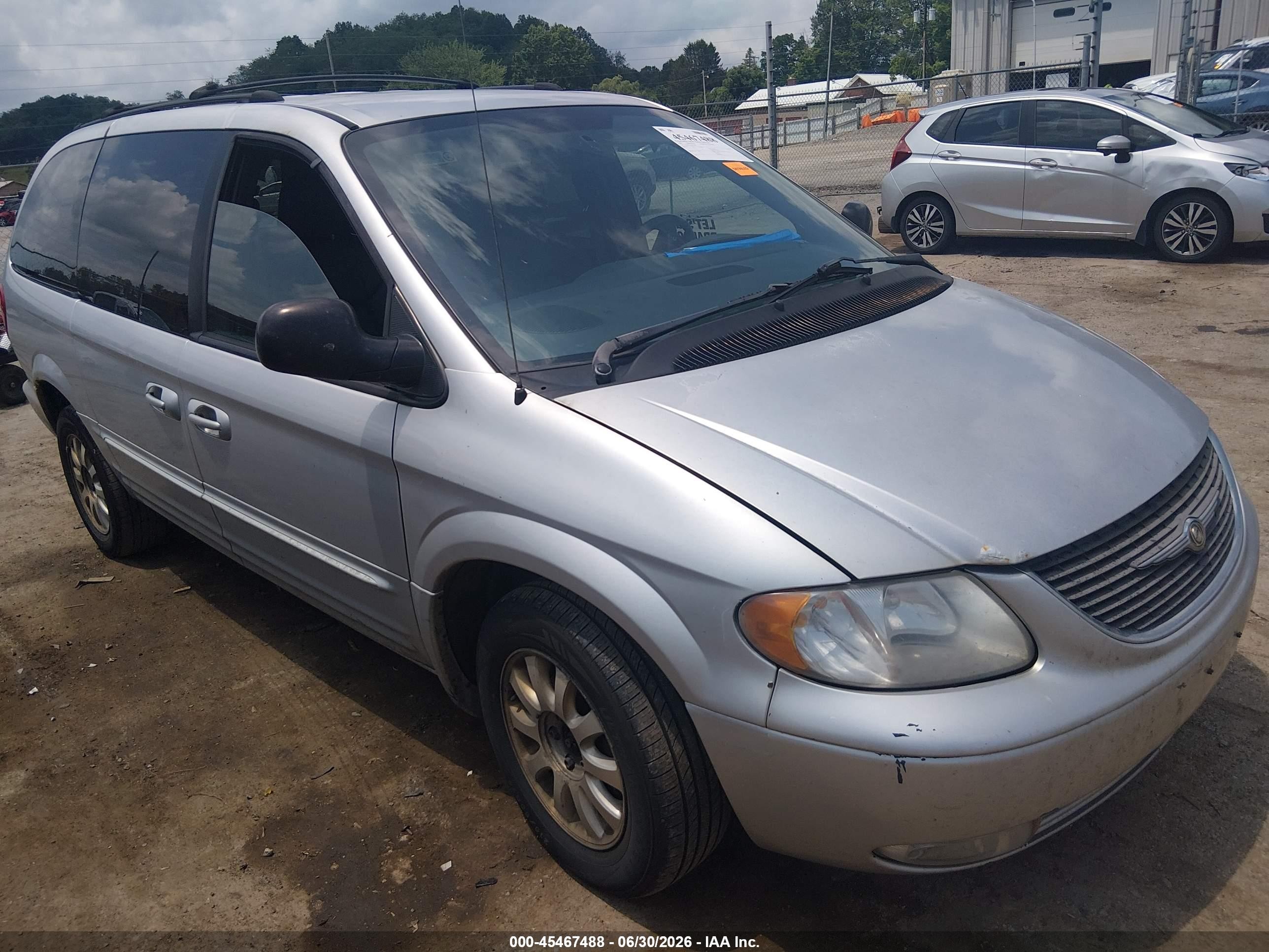 2003 Chrysler Town & Country Lxi Silver vin: 2C8GP54L13R225662