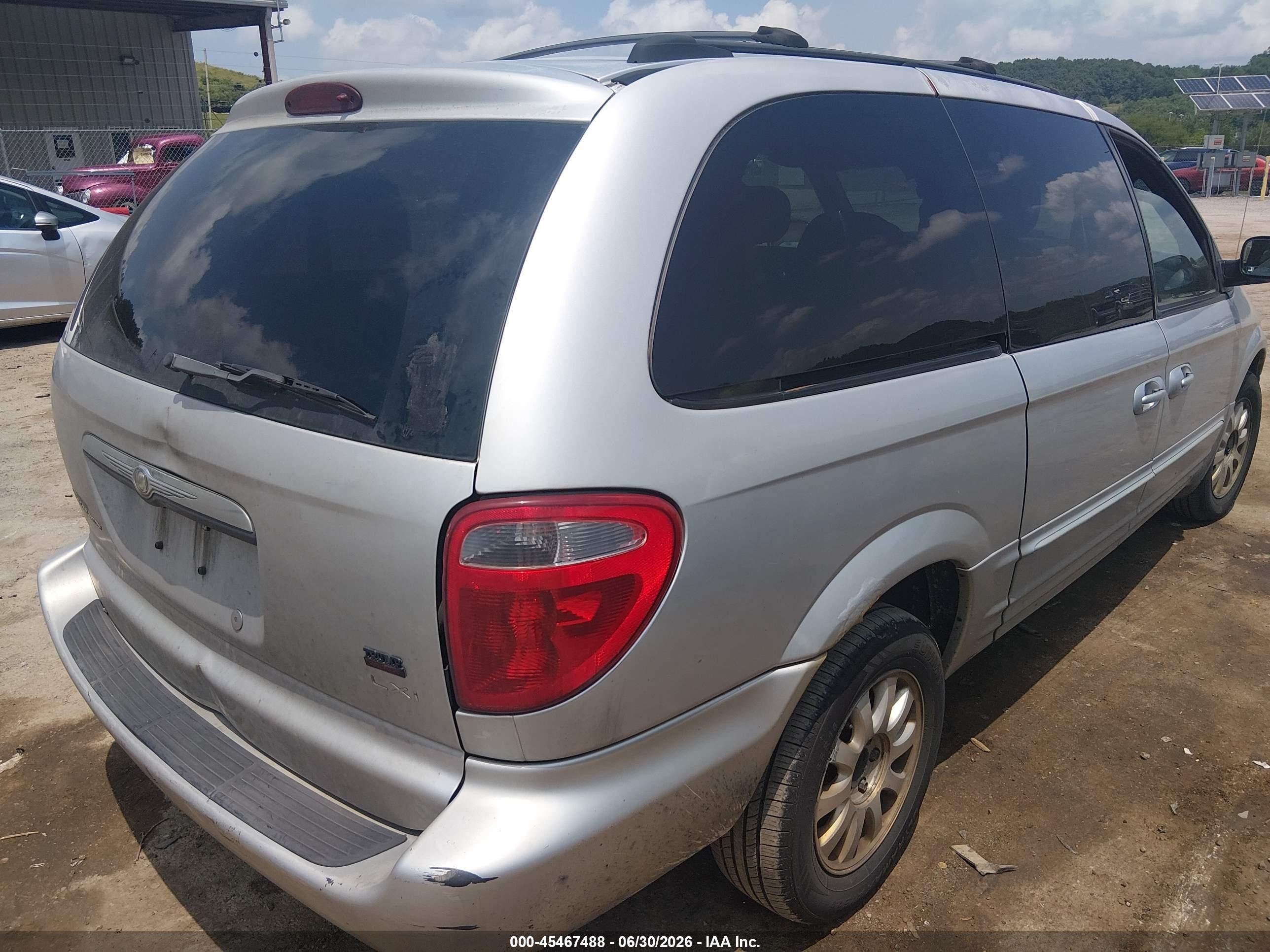 2003 Chrysler Town & Country Lxi Silver vin: 2C8GP54L13R225662