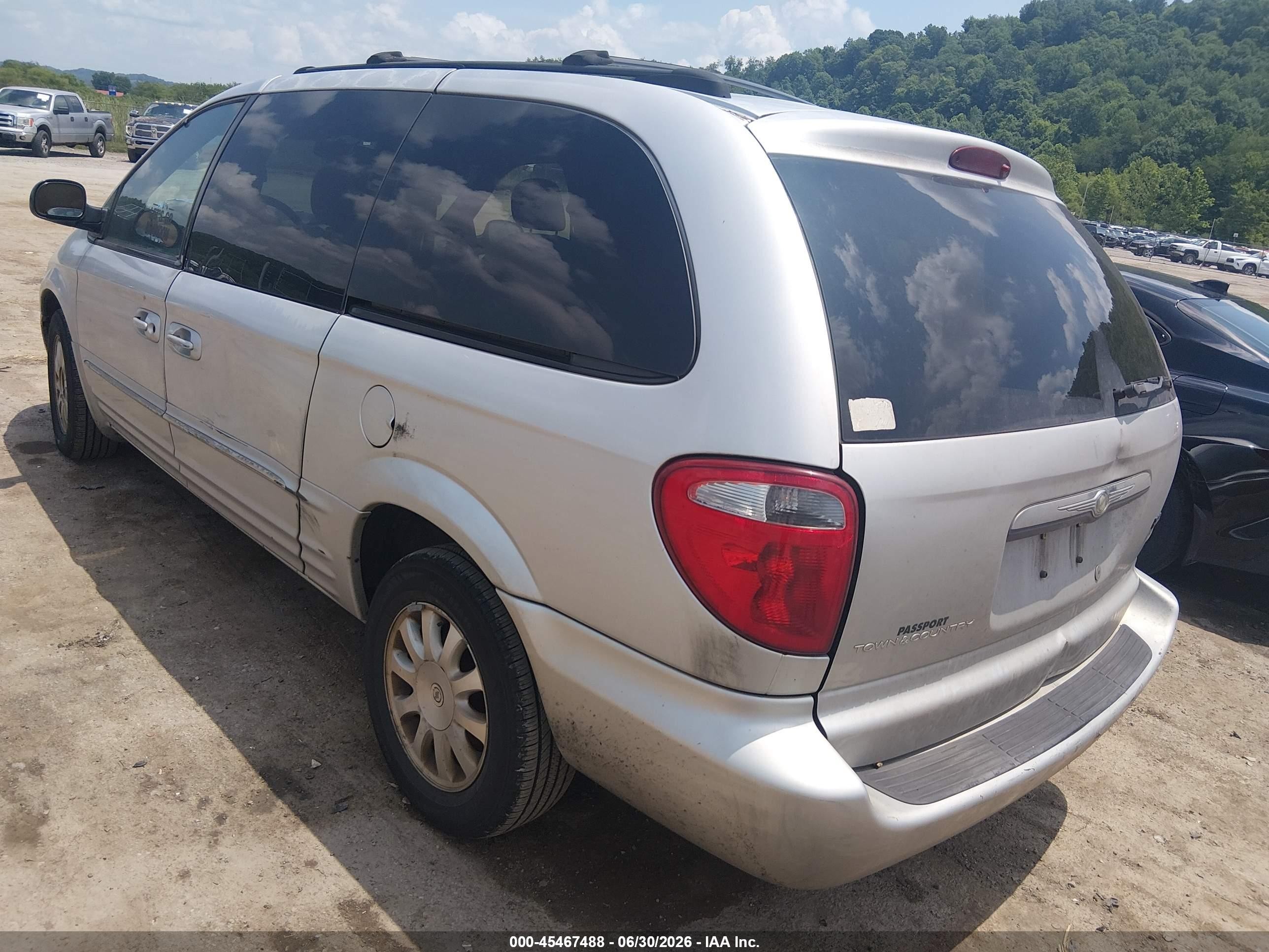 2003 Chrysler Town & Country Lxi Silver vin: 2C8GP54L13R225662