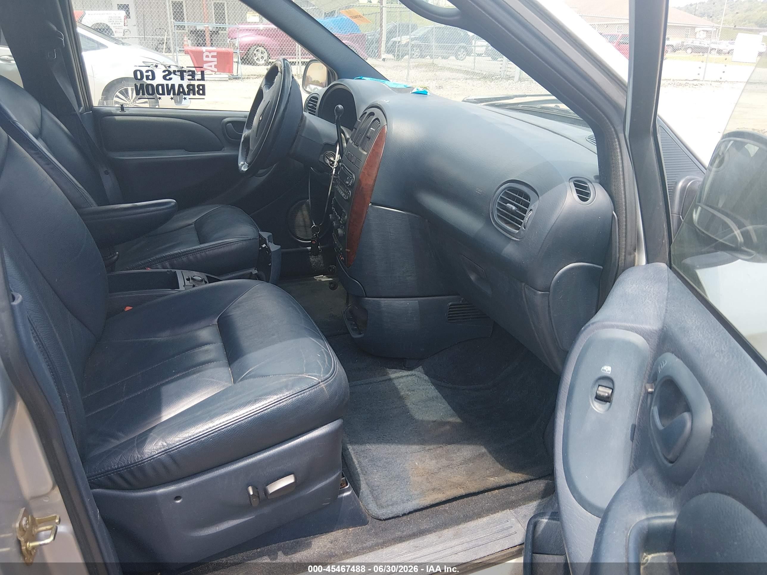 2003 Chrysler Town & Country Lxi Silver vin: 2C8GP54L13R225662
