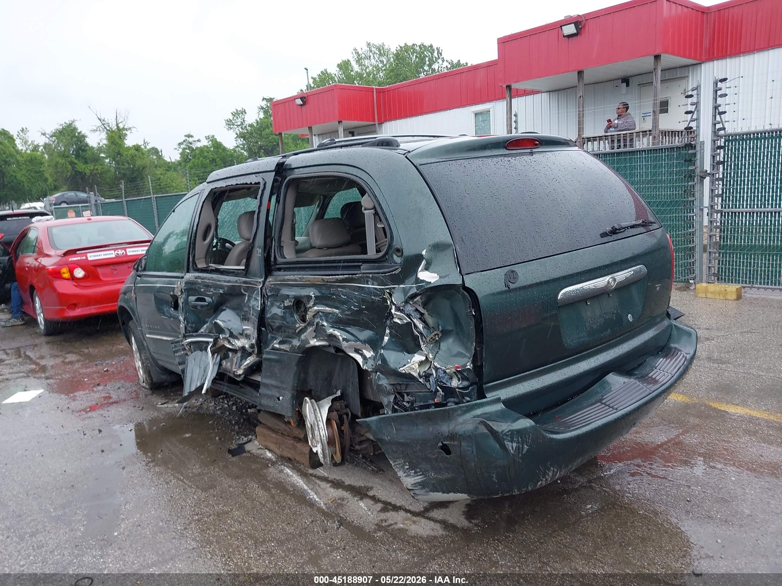2001 Chrysler Town & Country Lxi Green vin: 2C8GP54L21R158146