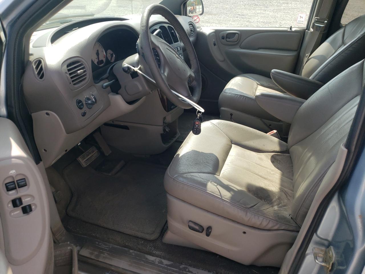 2003 Chrysler Town & Country Lxi Silver vin: 2C8GP54L23R188945