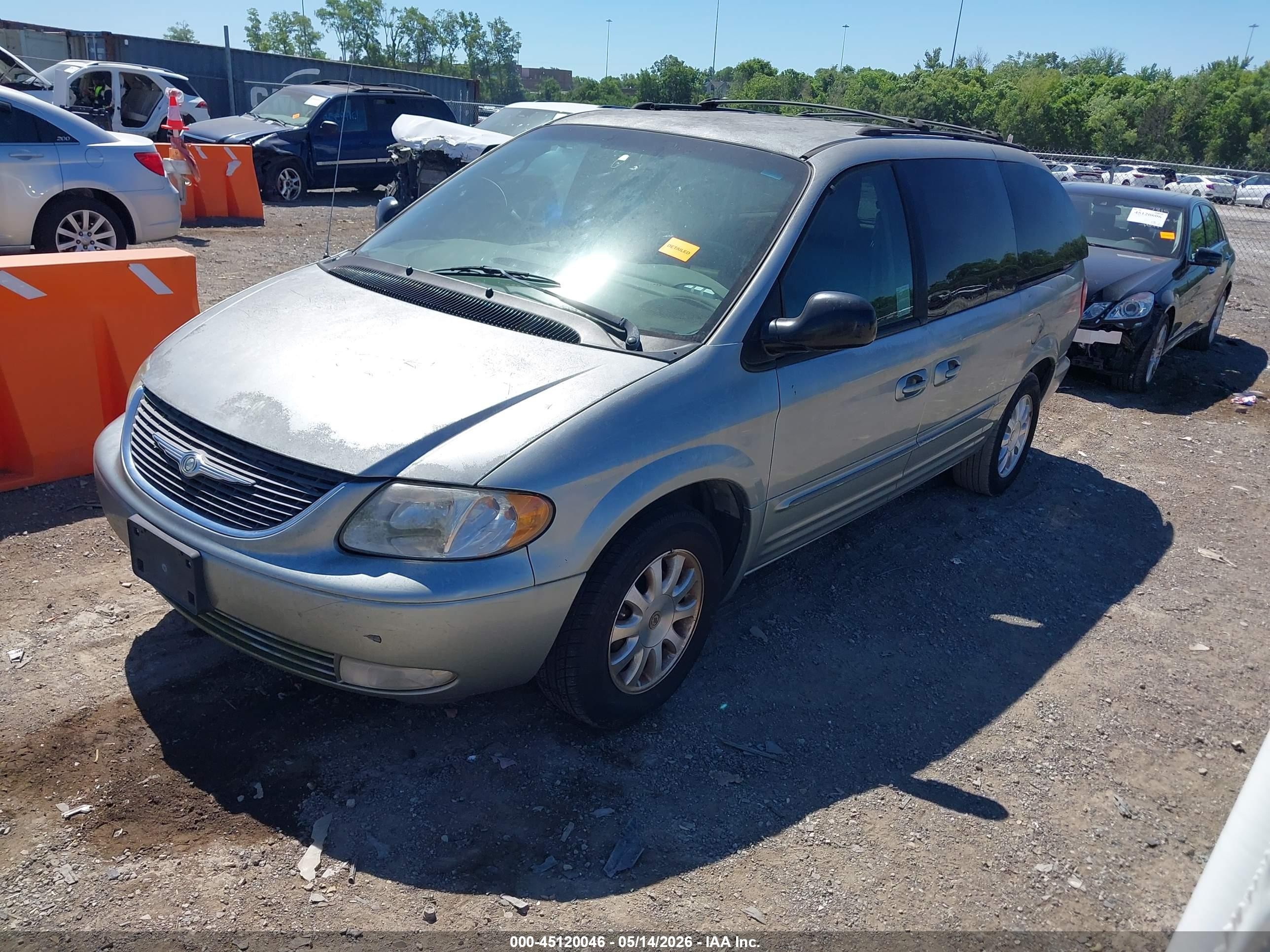 2003 Chrysler Town & Country Lxi Silver vin: 2C8GP54L73R187872