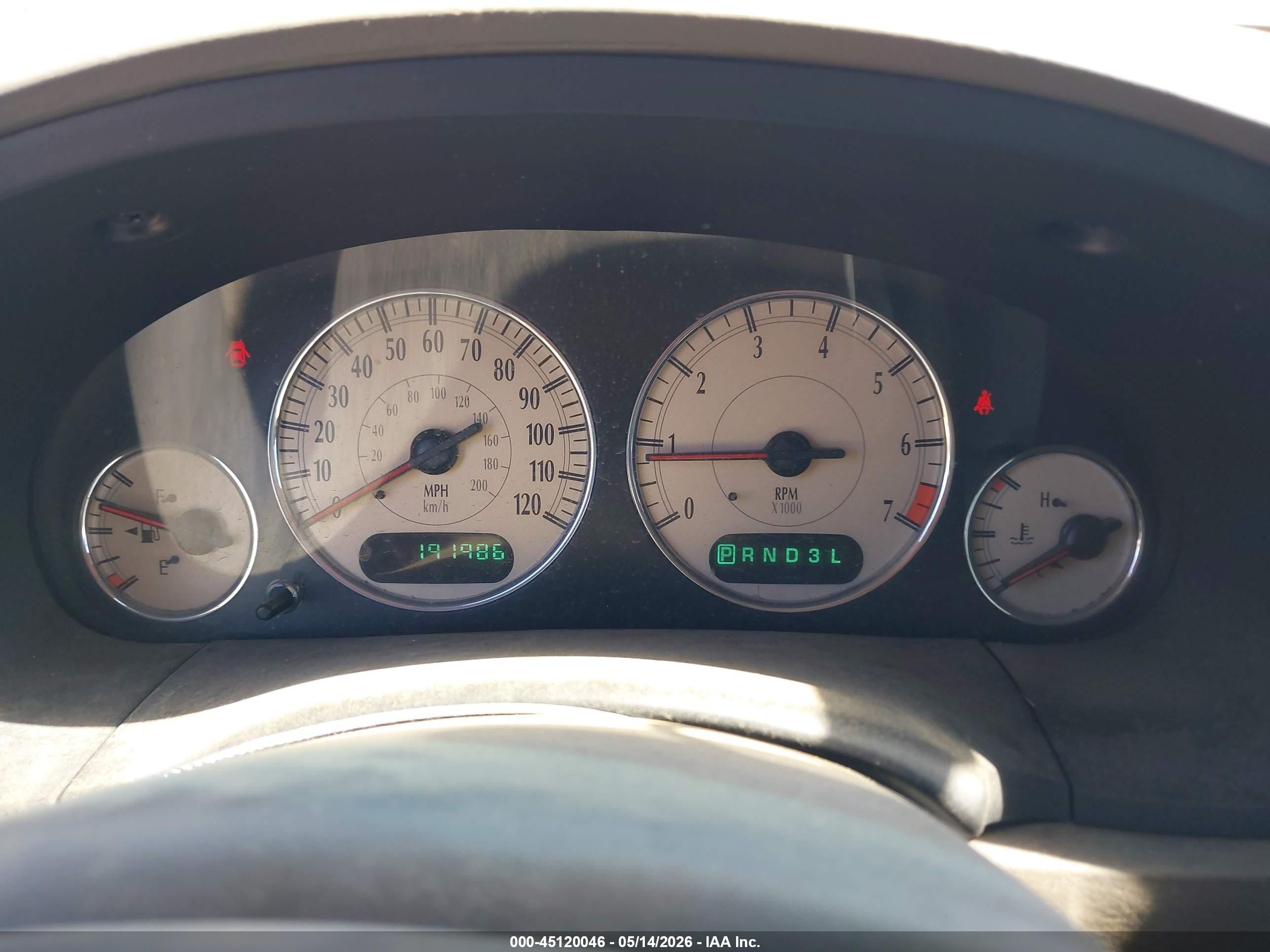 2003 Chrysler Town & Country Lxi Silver vin: 2C8GP54L73R187872