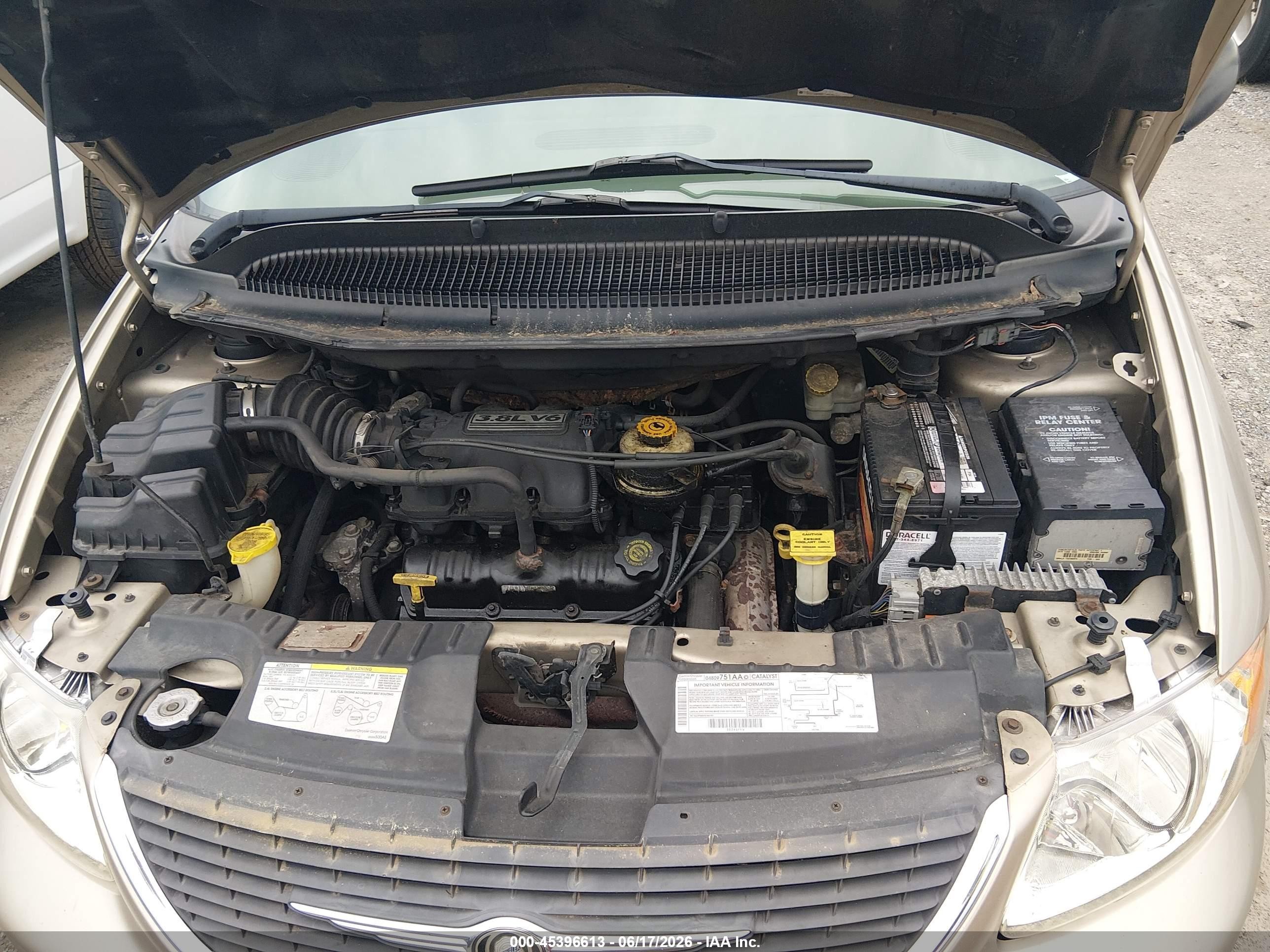 2003 Chrysler Town & Country Lxi Gold vin: 2C8GP54L73R238609