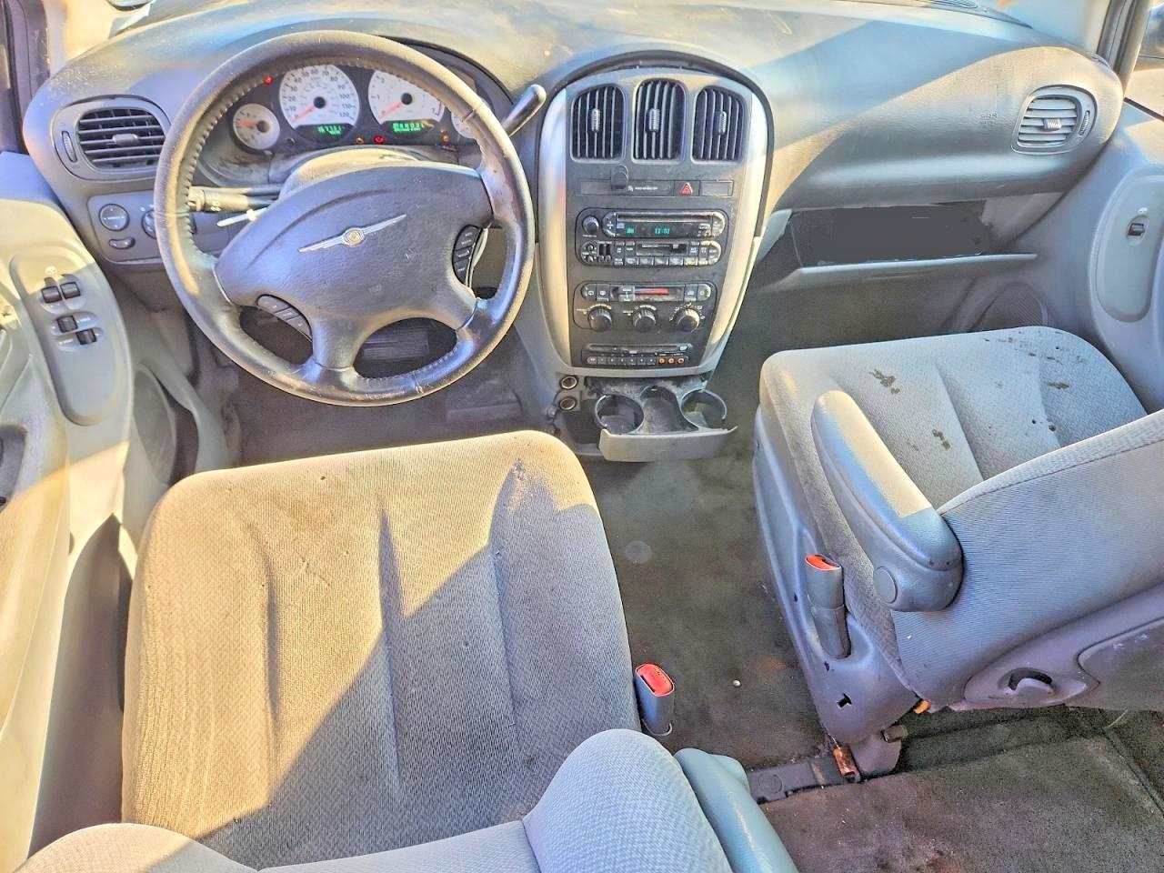 2005 Chrysler Town & Country Touring Серебряный vin: 2C8GP54L75R486989