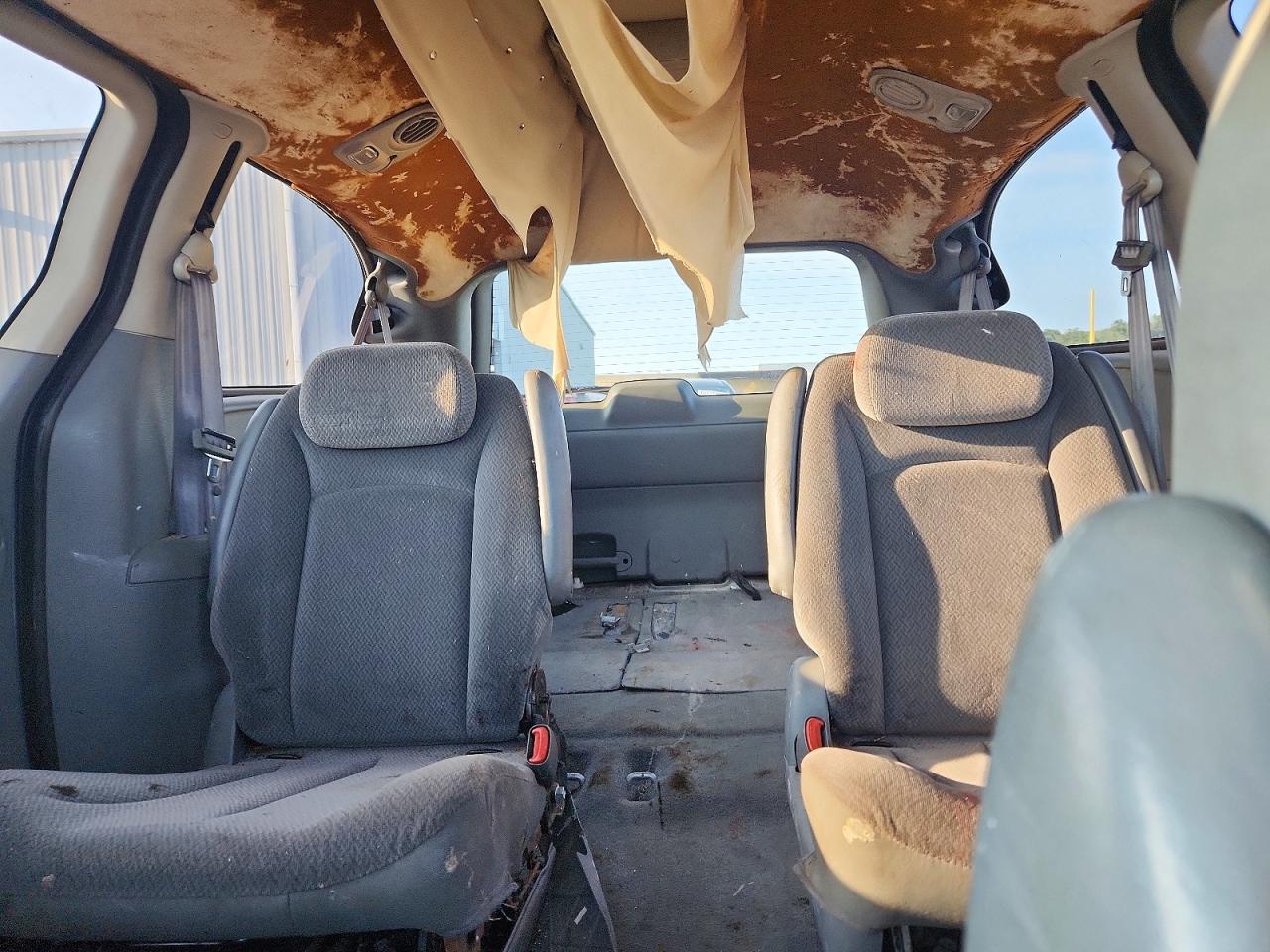 2005 Chrysler Town & Country Touring Серебряный vin: 2C8GP54L75R486989