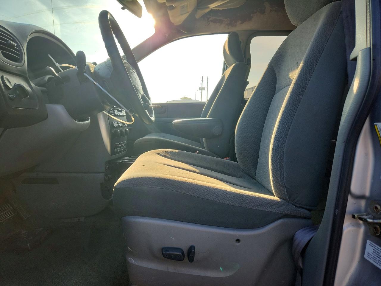 2005 Chrysler Town & Country Touring Серебряный vin: 2C8GP54L75R486989