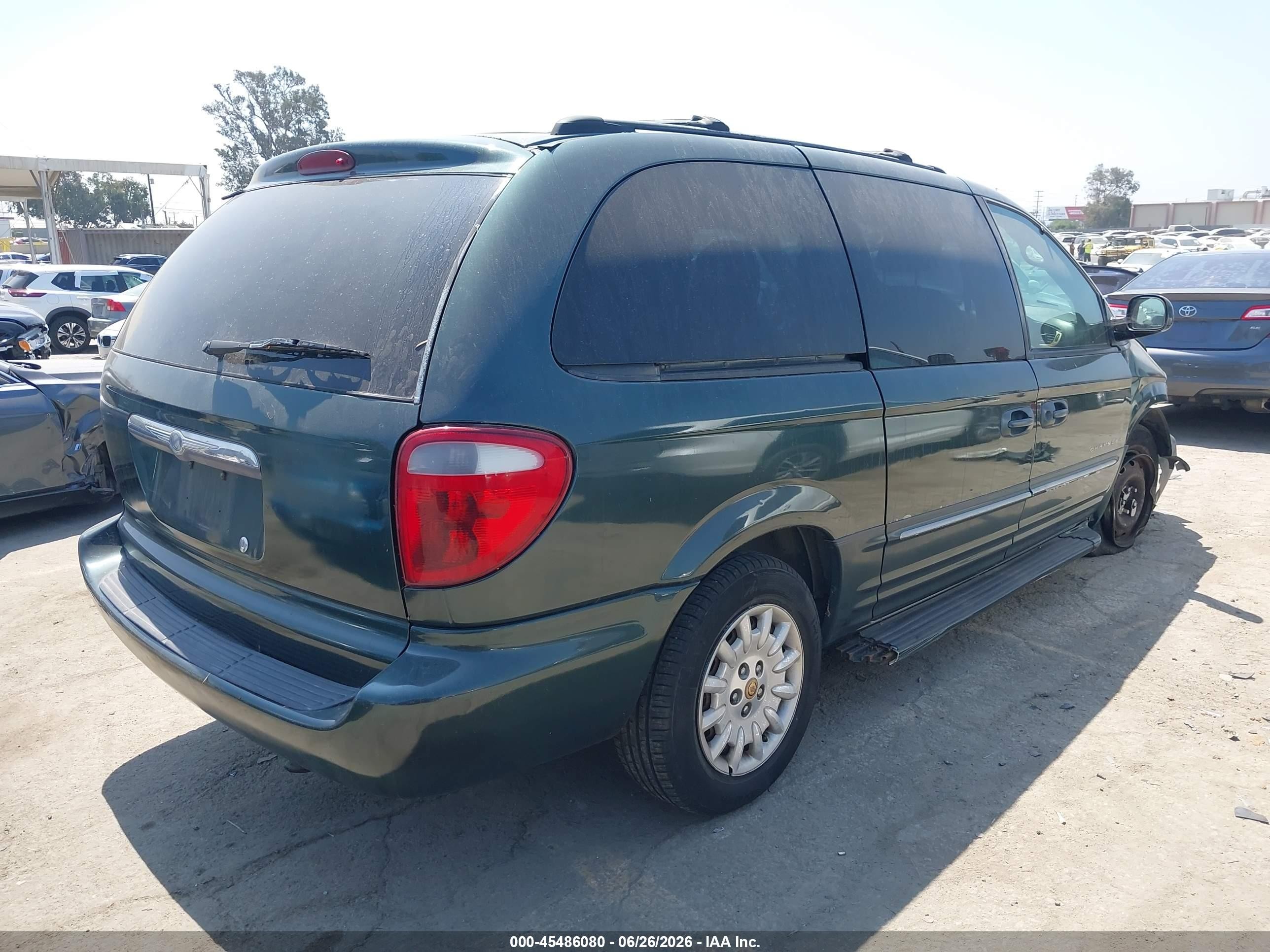 2001 Chrysler Town & Country Lxi Green vin: 2C8GP54L81R155039