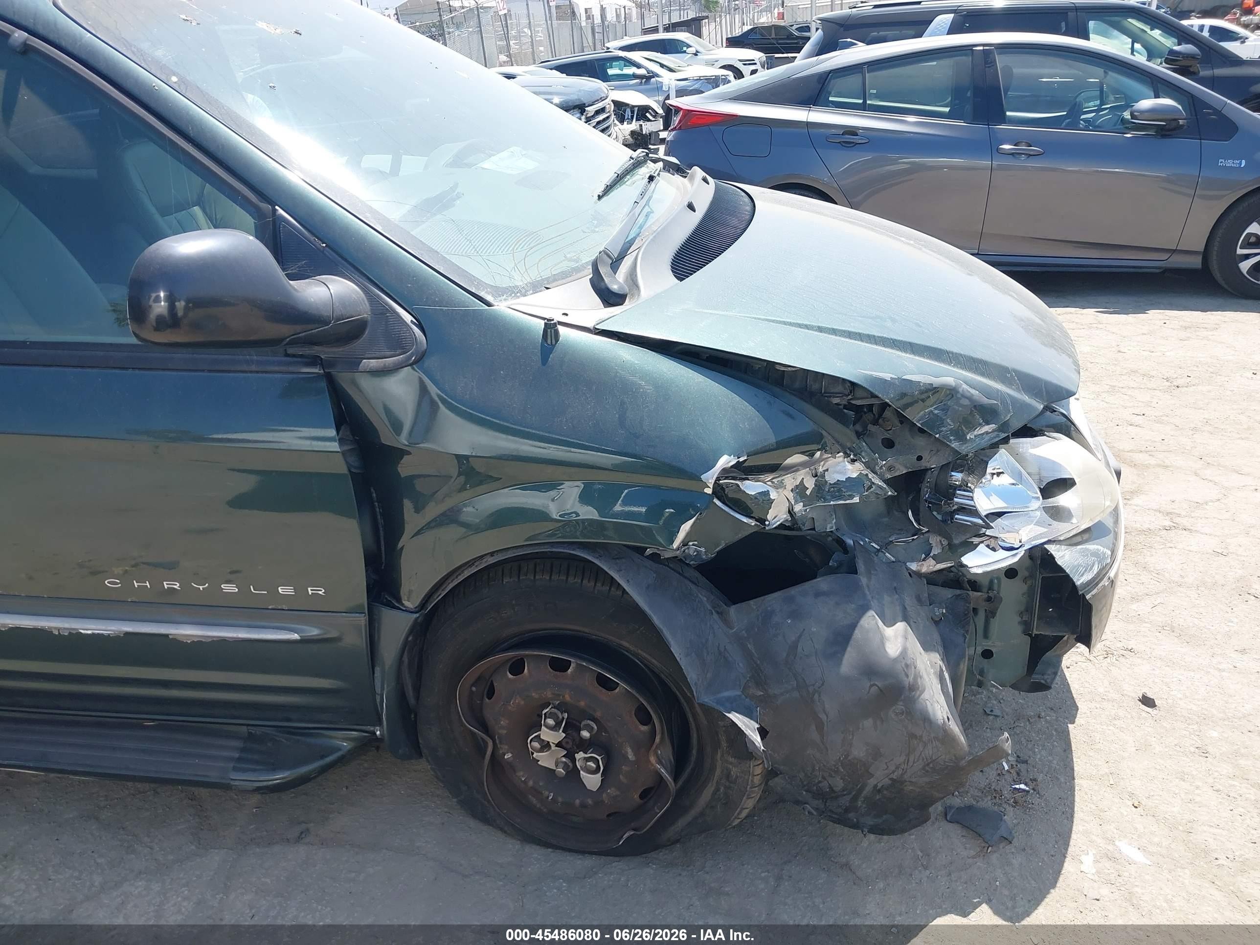 2001 Chrysler Town & Country Lxi Green vin: 2C8GP54L81R155039