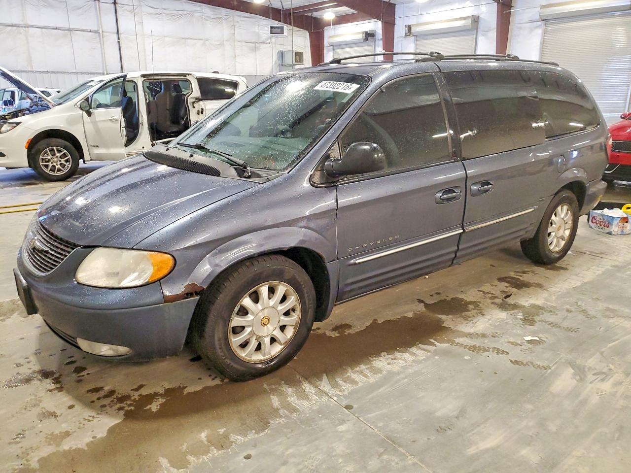 2001 Chrysler Town & Country Lxi Gray vin: 2C8GP54L81R250068