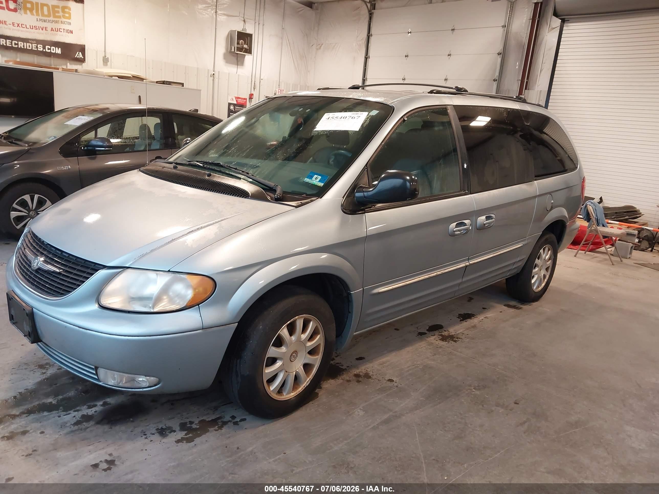 2003 Chrysler Town & Country Lxi Silver vin: 2C8GP54L93R261292