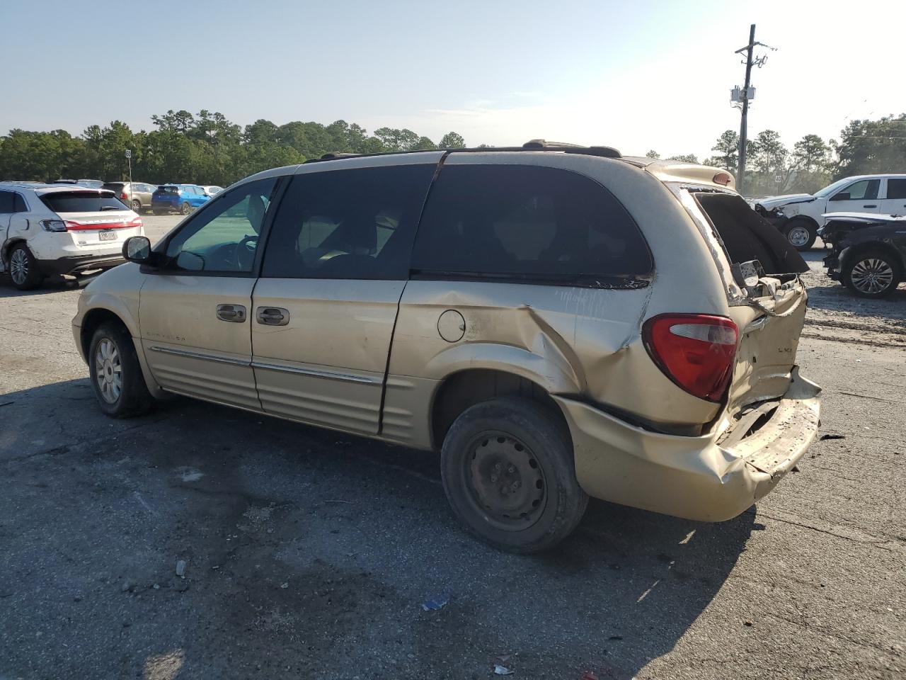 2001 Chrysler Town & Country Lxi Gold vin: 2C8GP54LX1R164938