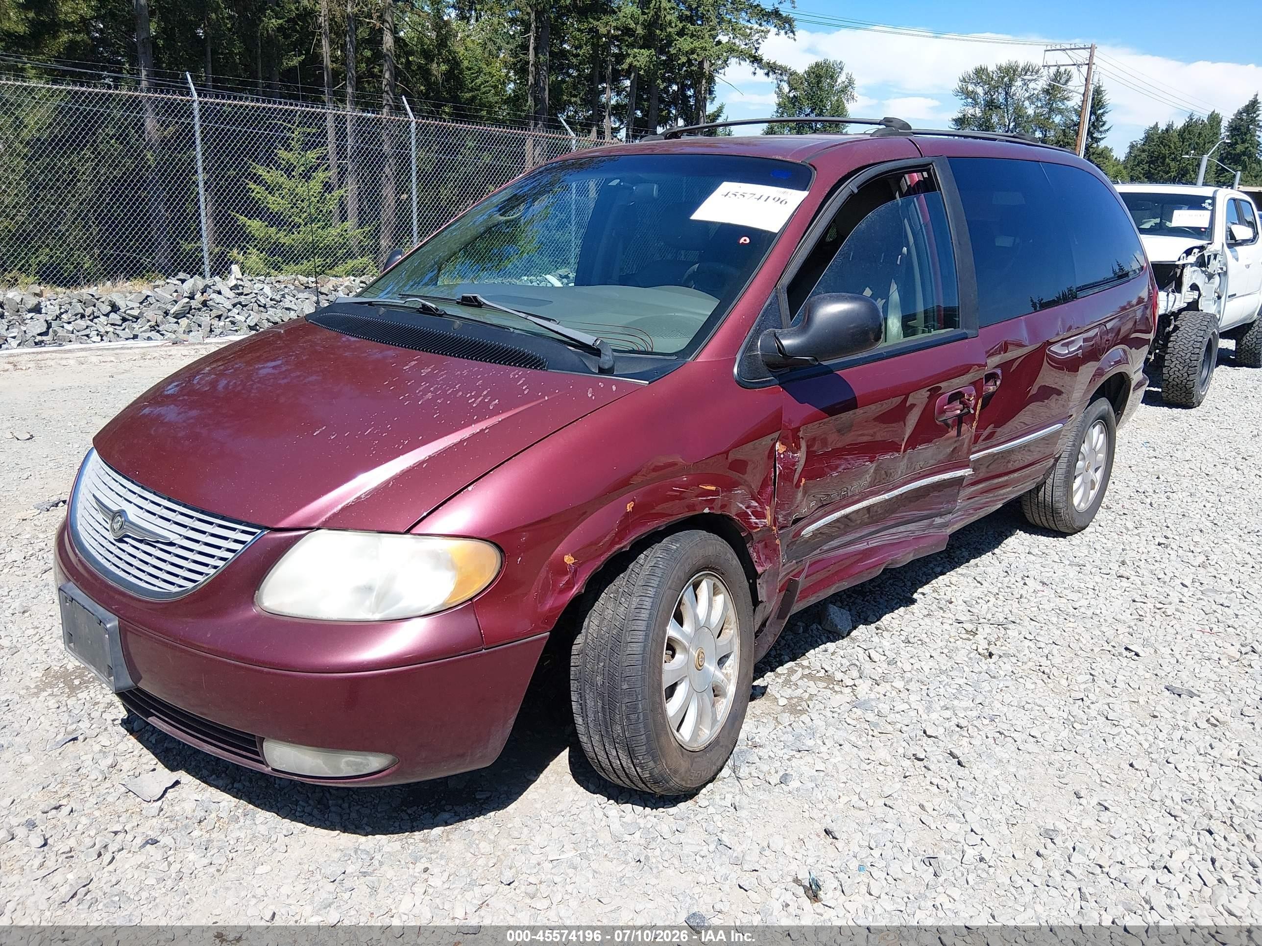 2001 Chrysler Town & Country Lxi Красный vin: 2C8GP54LX1R285548