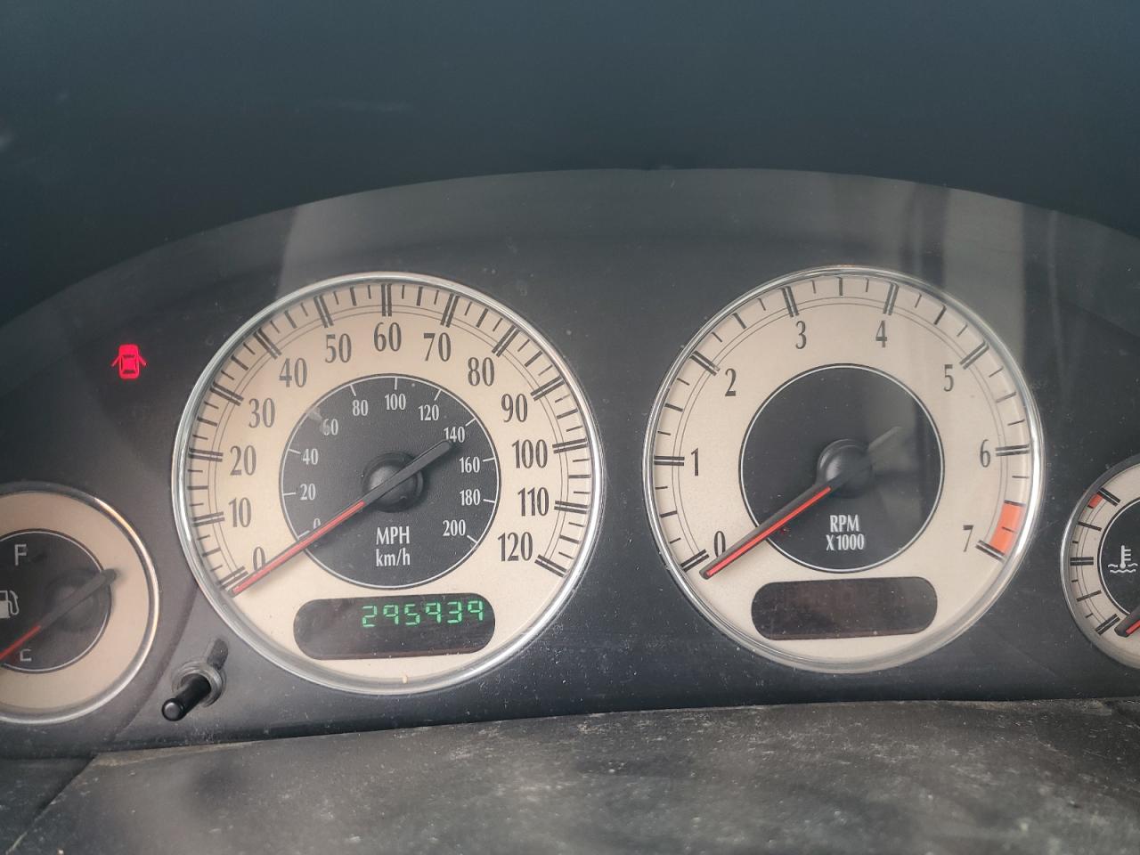 2001 Chrysler Town & Country Limited Tan vin: 2C8GP64L01R146616
