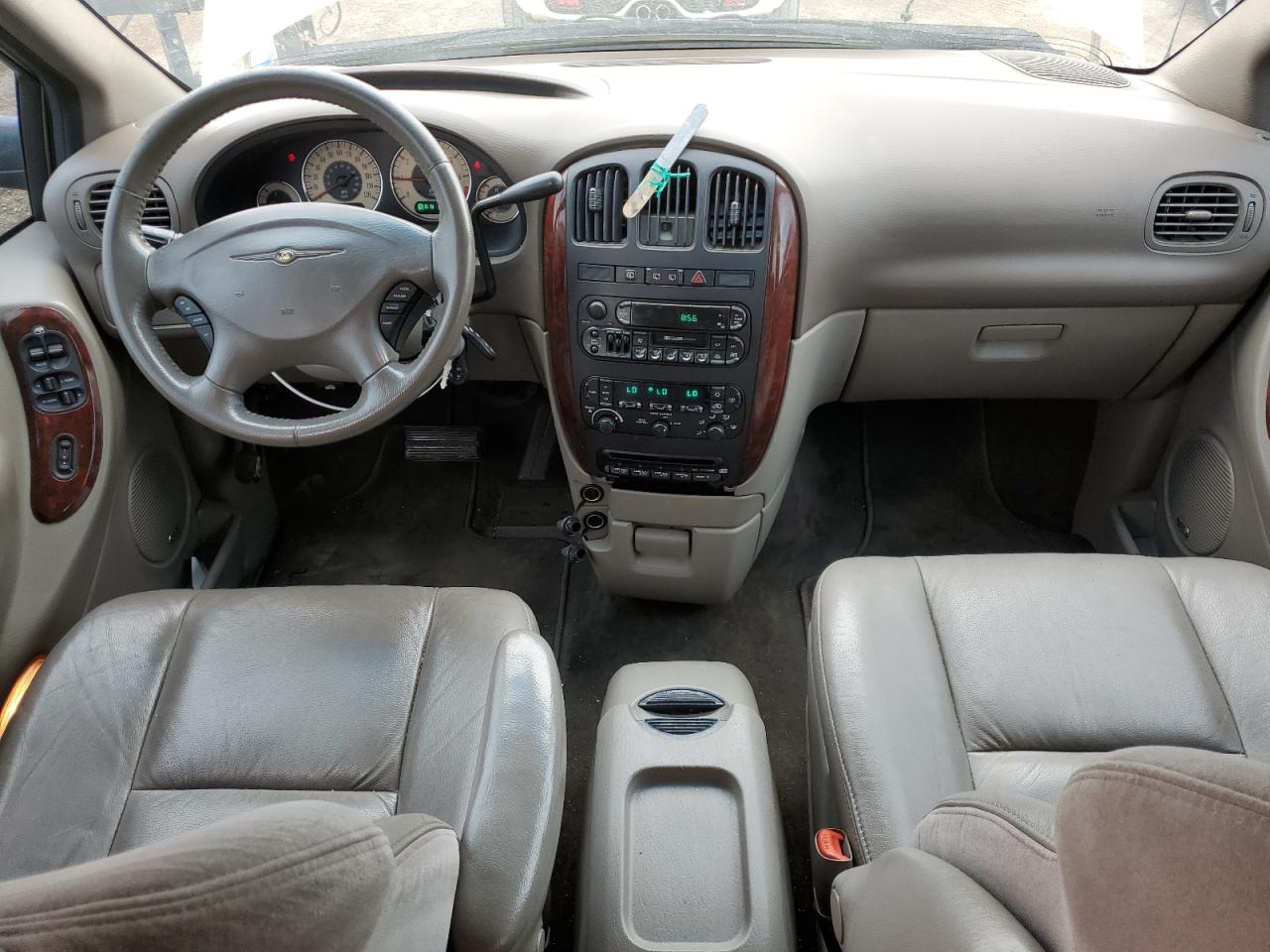 2001 Chrysler Town & Country Limited Gold vin: 2C8GP64L01R239524