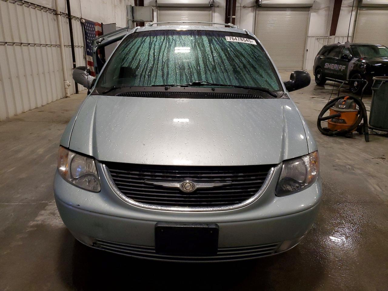 2001 Chrysler Town & Country Limited Blue vin: 2C8GP64L01R303657