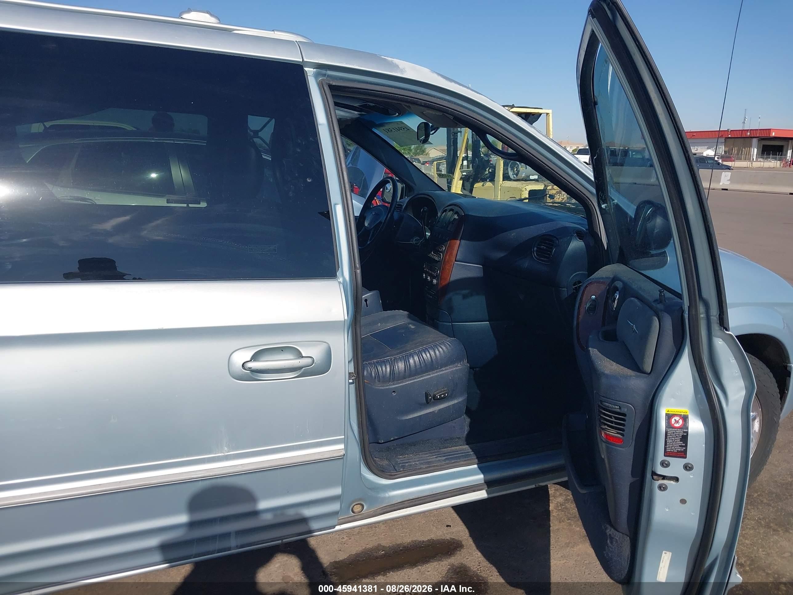 2001 Chrysler Town & Country Limited Light Blue vin: 2C8GP64L01R309653