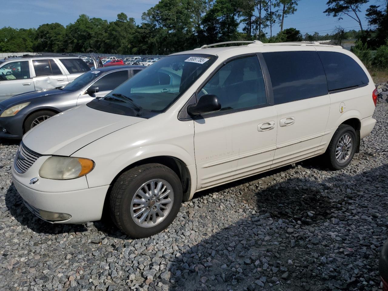 2001 Chrysler Town & Country Limited White vin: 2C8GP64L01R321656