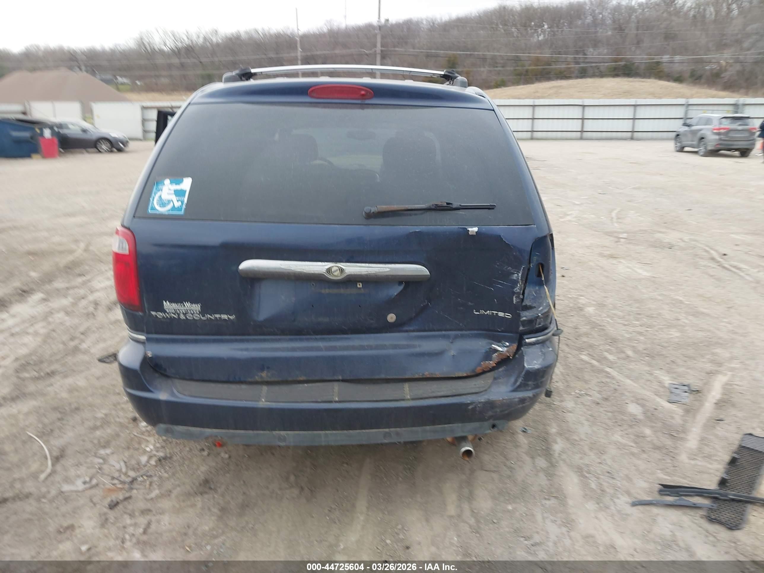 2005 Chrysler Town & Country Limited Синий vin: 2C8GP64L05R294920