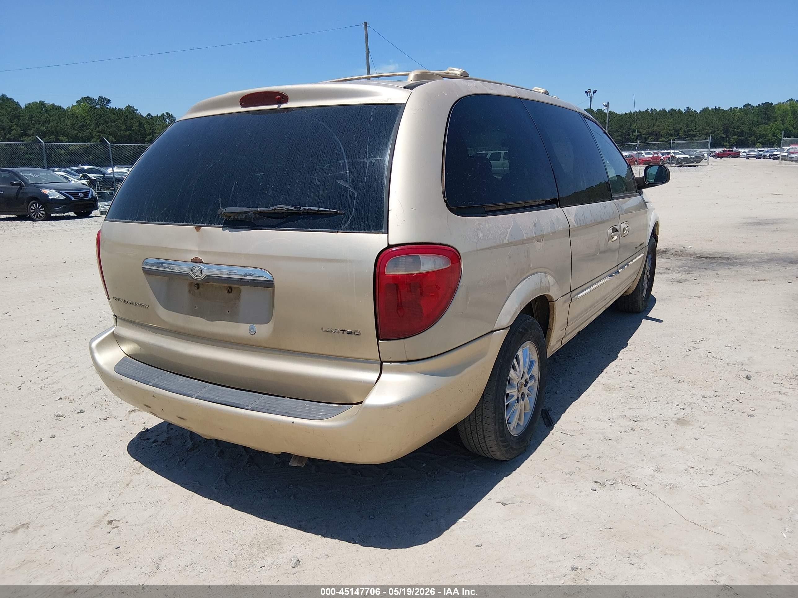 2001 Chrysler Town & Country Limited Gold vin: 2C8GP64L11R175459