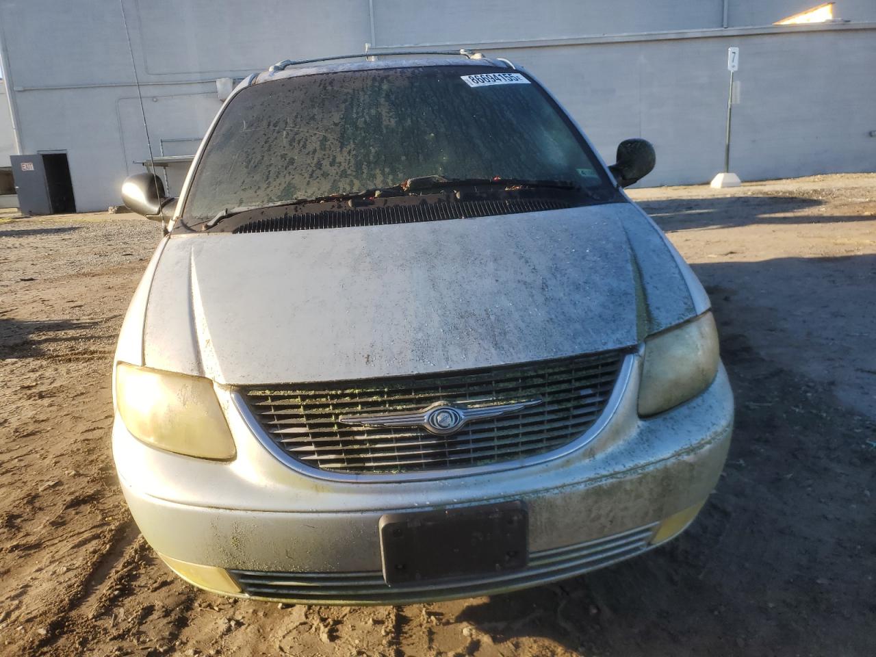 2001 Chrysler Town & Country Limited Silver vin: 2C8GP64L11R208539