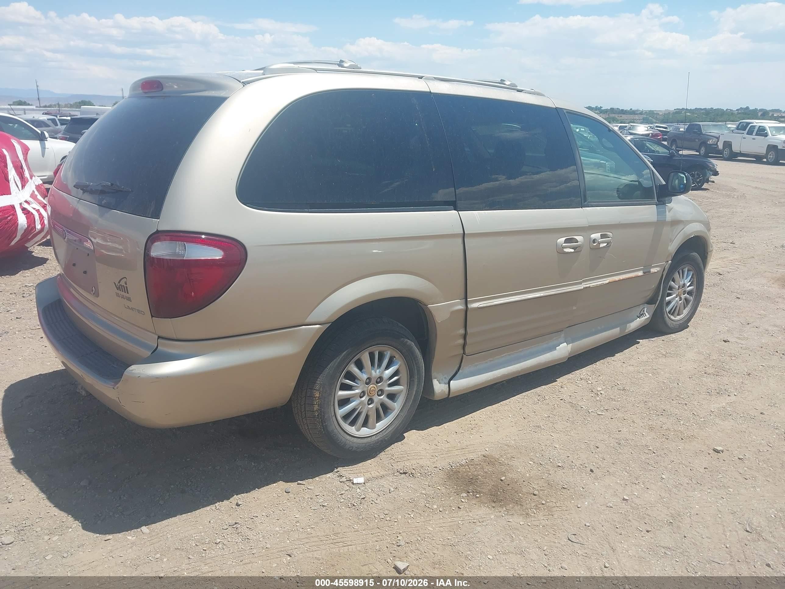 2002 Chrysler Town & Country Limited Gold vin: 2C8GP64L12R510494