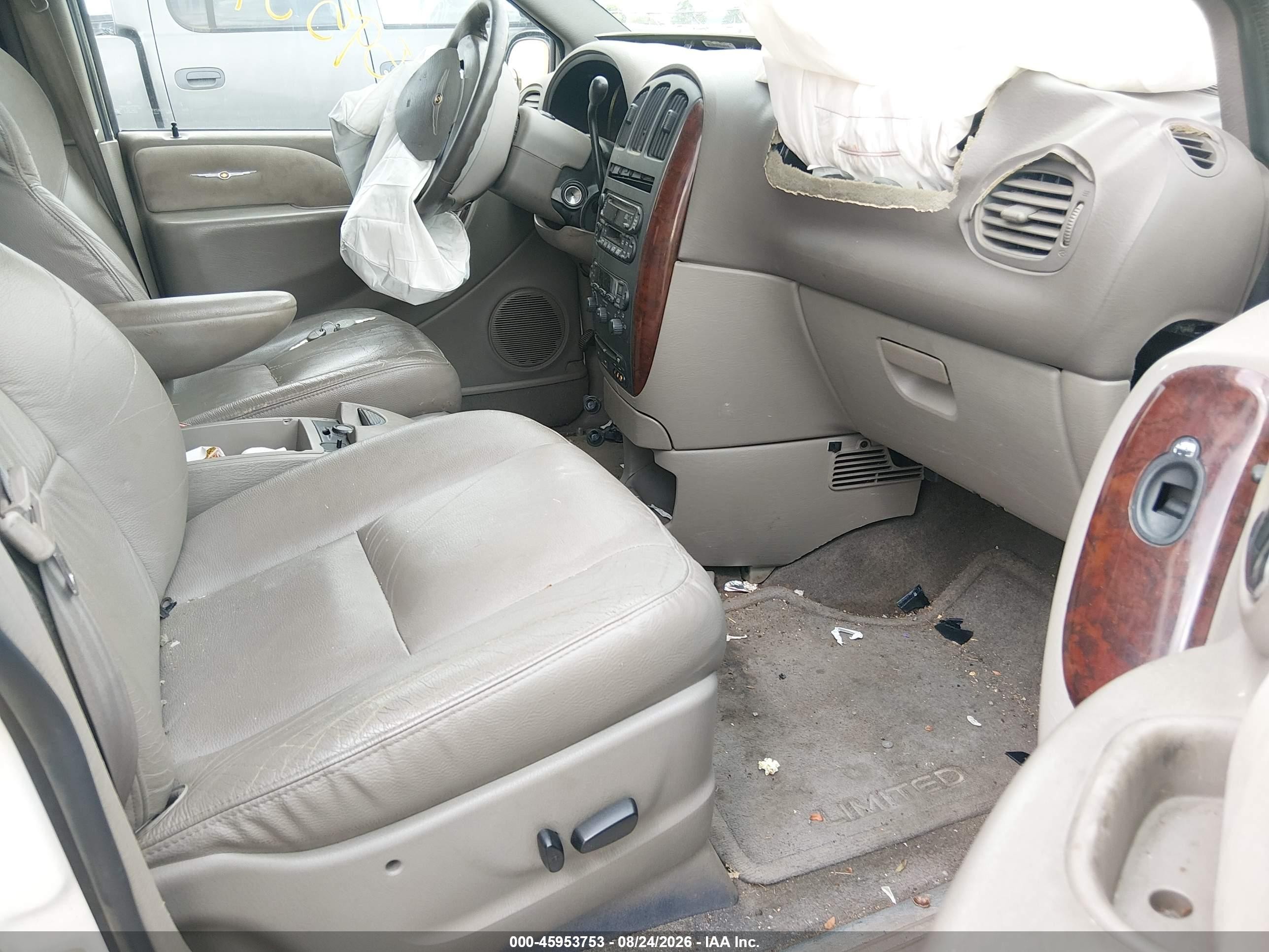 2003 Chrysler Town & Country Limited Белый vin: 2C8GP64L13R100232