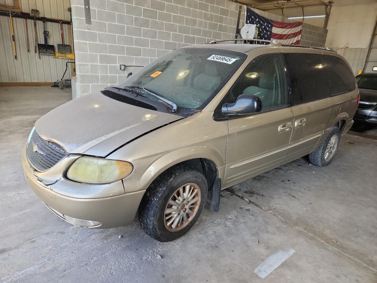 2003 Chrysler Town & Country Limited Tan vin: 2C8GP64L13R208401