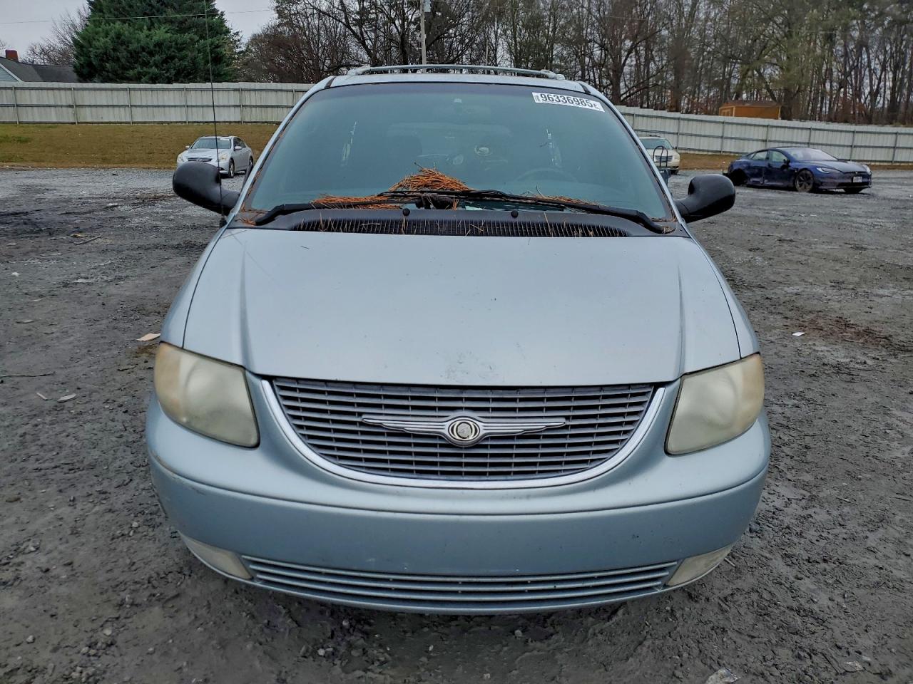 2001 Chrysler Town & Country Limited Blue vin: 2C8GP64L21R139618