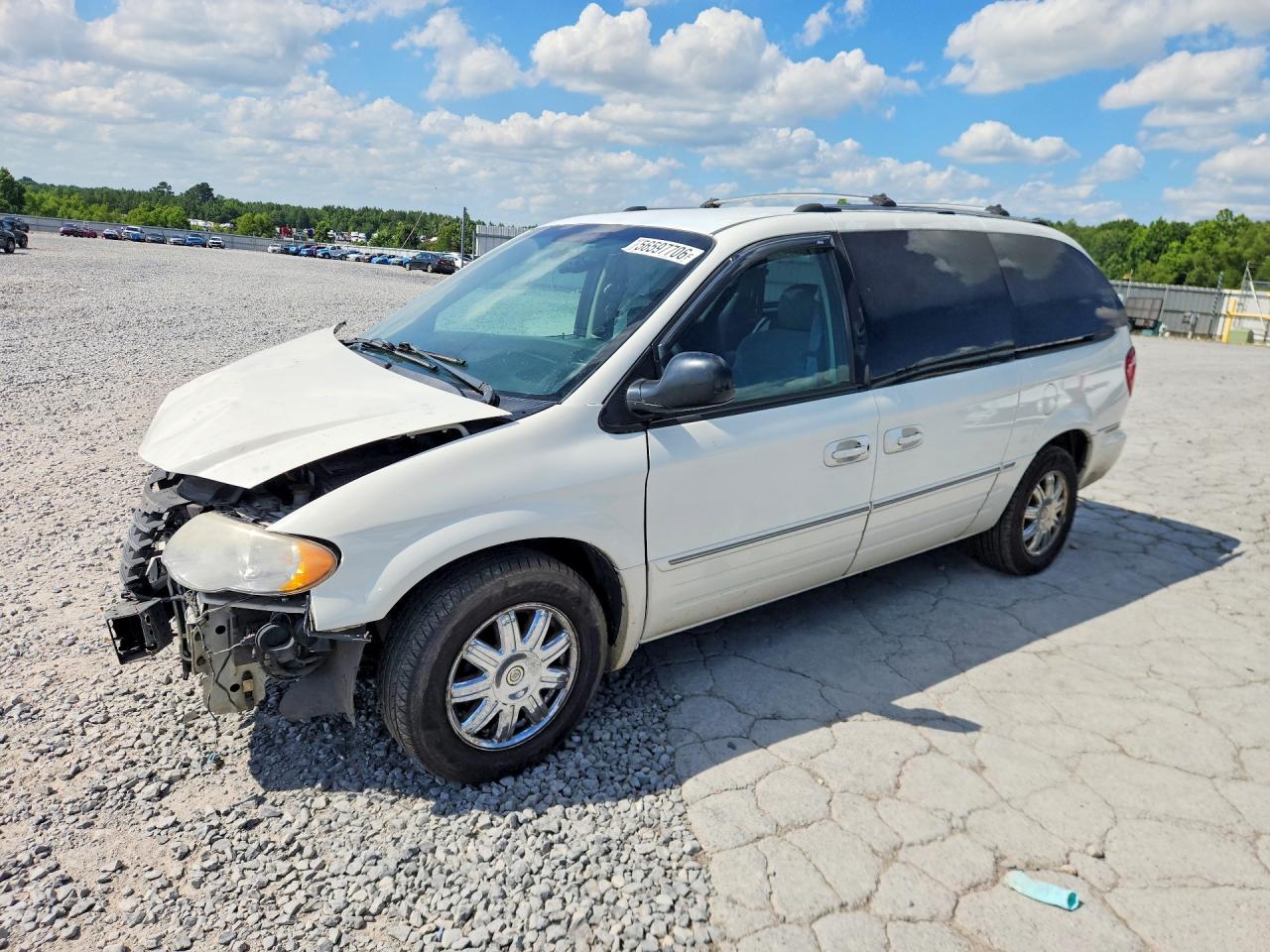 2005 Chrysler Town & Country Limited White vin: 2C8GP64L25R202495
