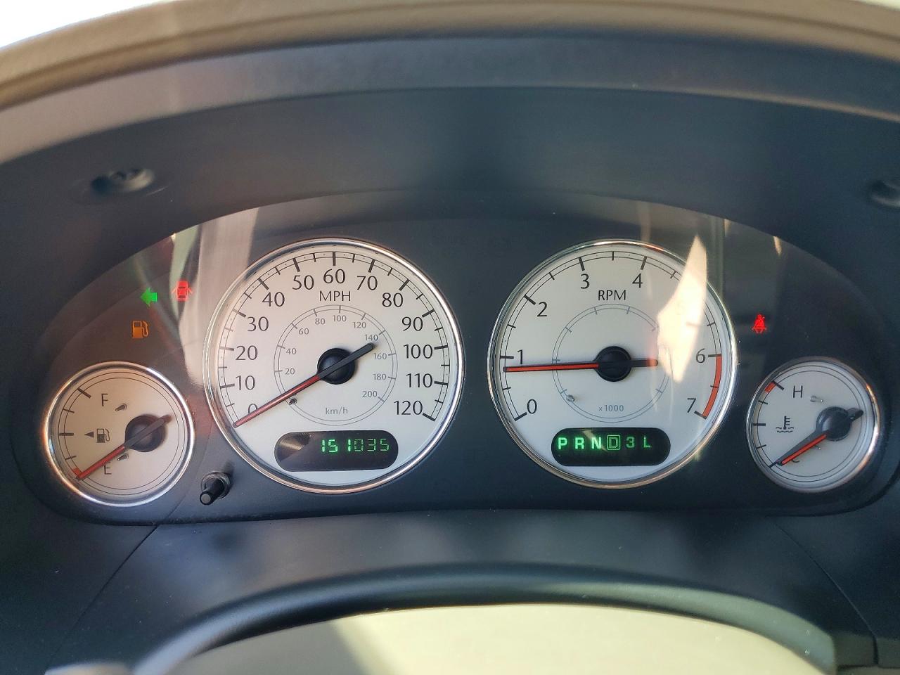 2005 Chrysler Town & Country Limited Gold vin: 2C8GP64L25R594524
