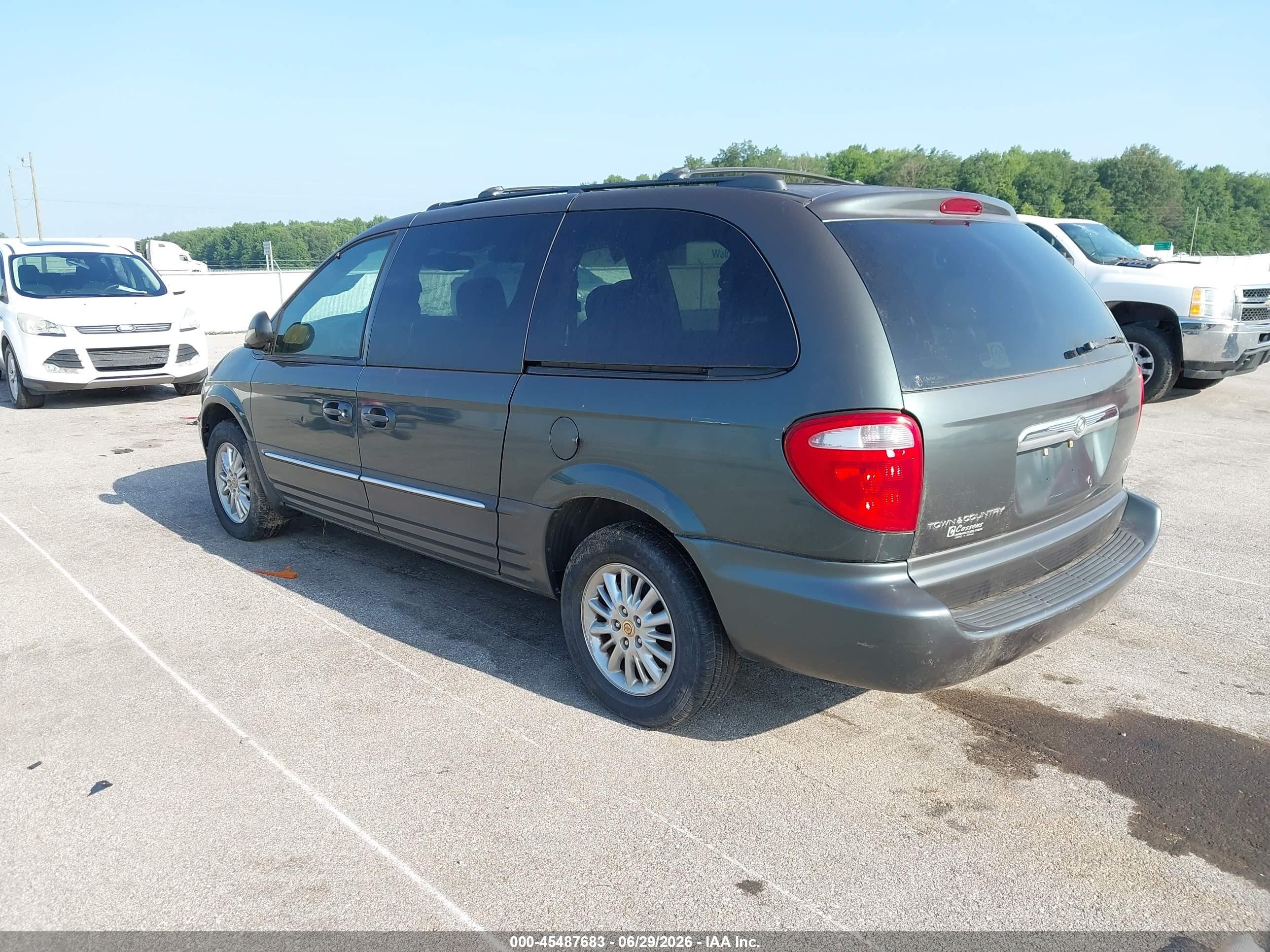 2002 Chrysler Town & Country Limited Green vin: 2C8GP64L32R603436