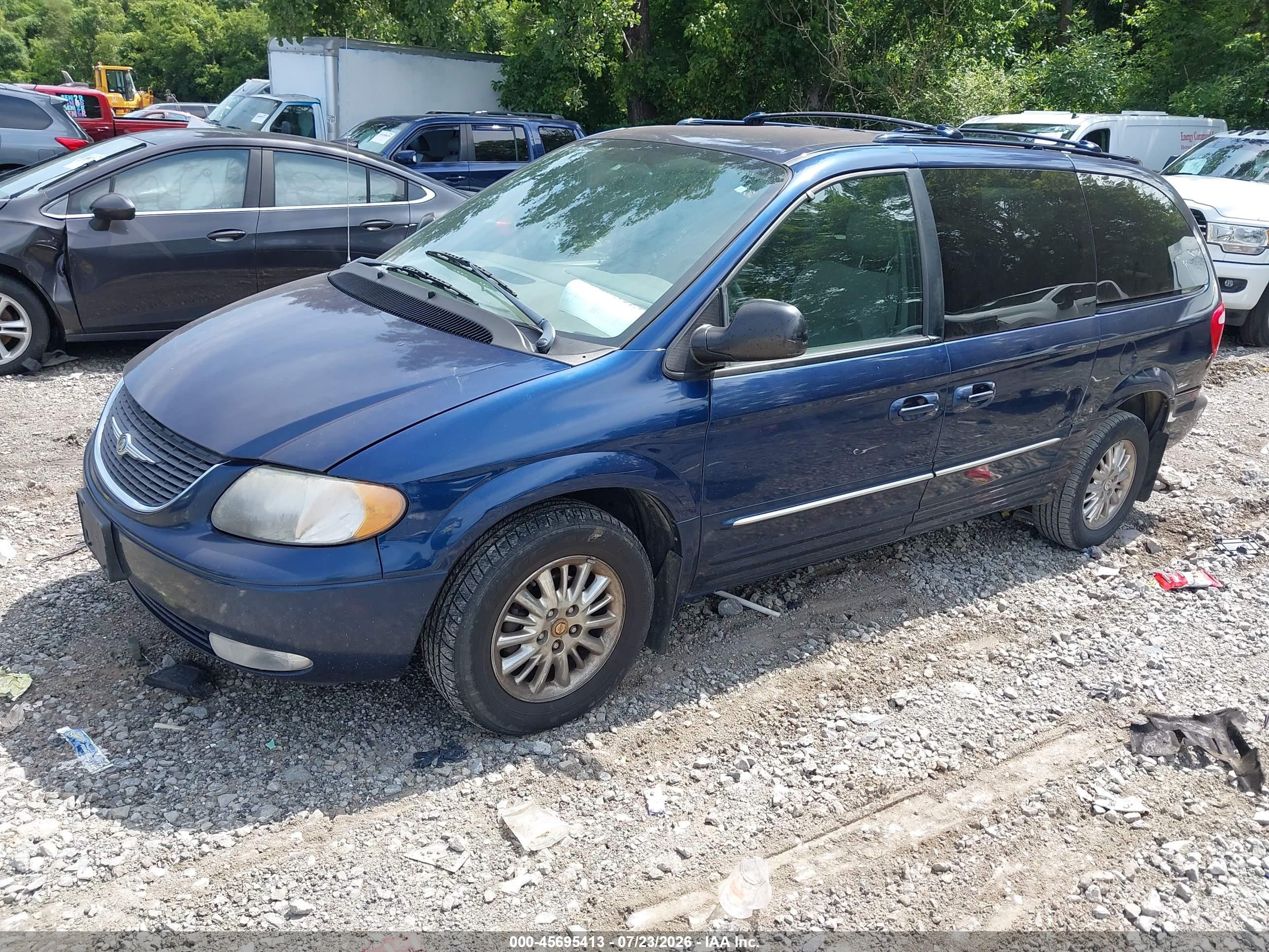 2003 Chrysler Town & Country Limited Blue vin: 2C8GP64L33R113841