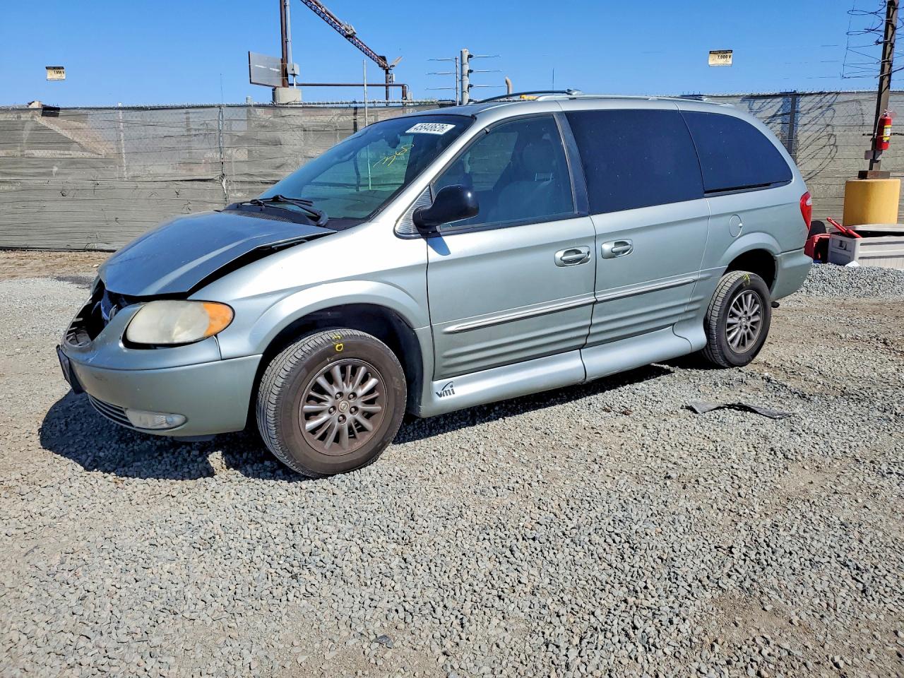 2003 Chrysler Town & Country Limited Silver vin: 2C8GP64L33R211137