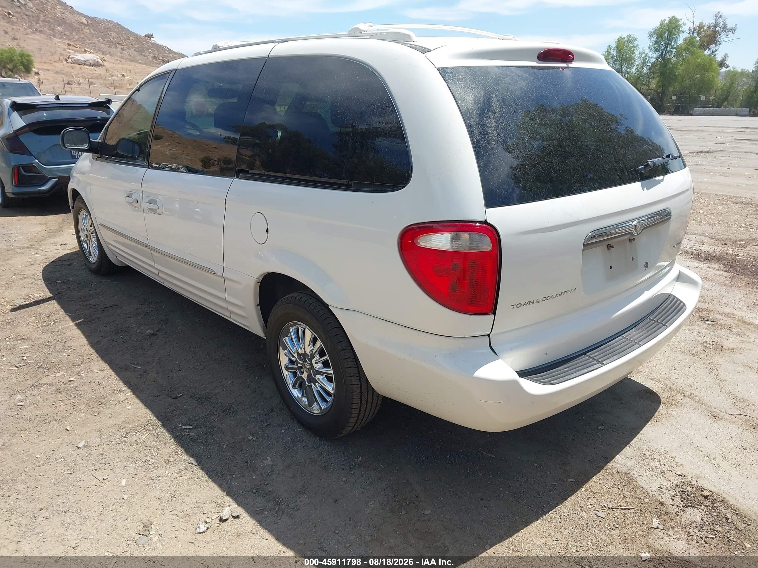 2003 Chrysler Town & Country Limited Белый vin: 2C8GP64L33R233820