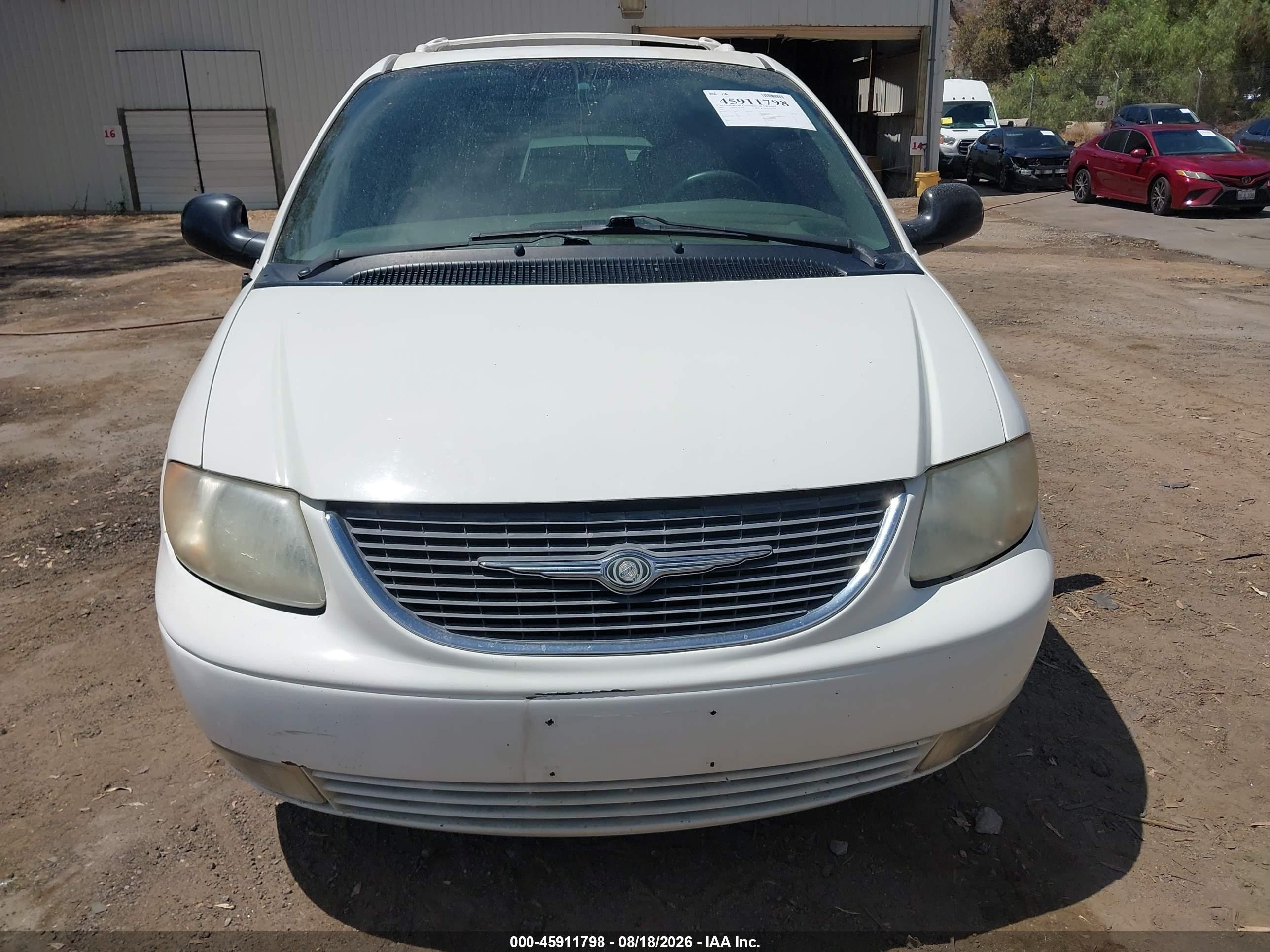 2003 Chrysler Town & Country Limited Белый vin: 2C8GP64L33R233820