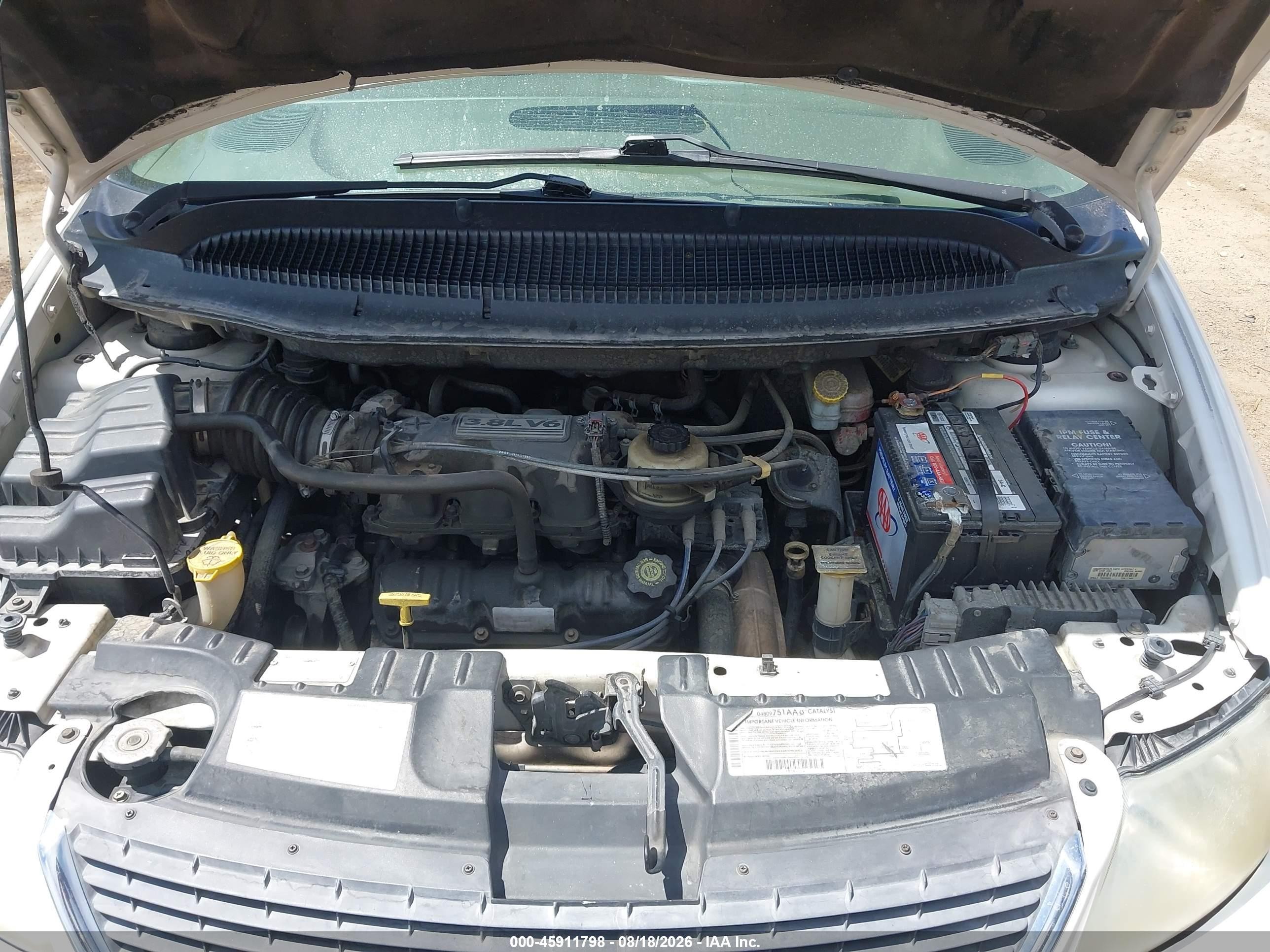 2003 Chrysler Town & Country Limited Белый vin: 2C8GP64L33R233820