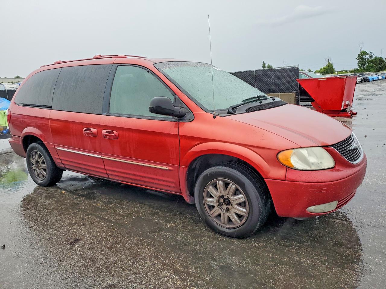 2004 Chrysler Town & Country Limited Red vin: 2C8GP64L34R594336