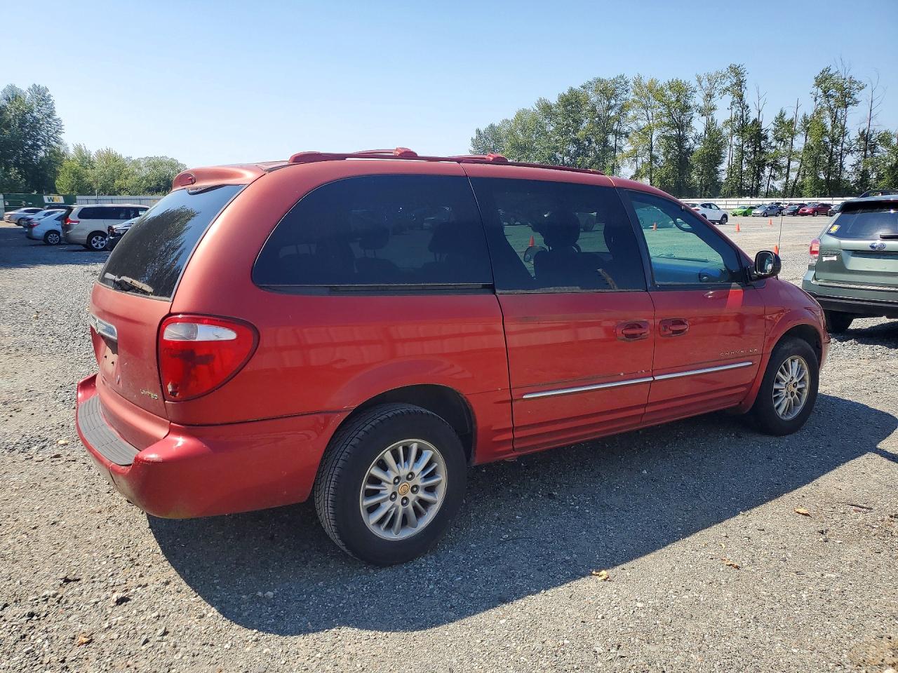 2001 Chrysler Town & Country Limited Красный vin: 2C8GP64L41R359942