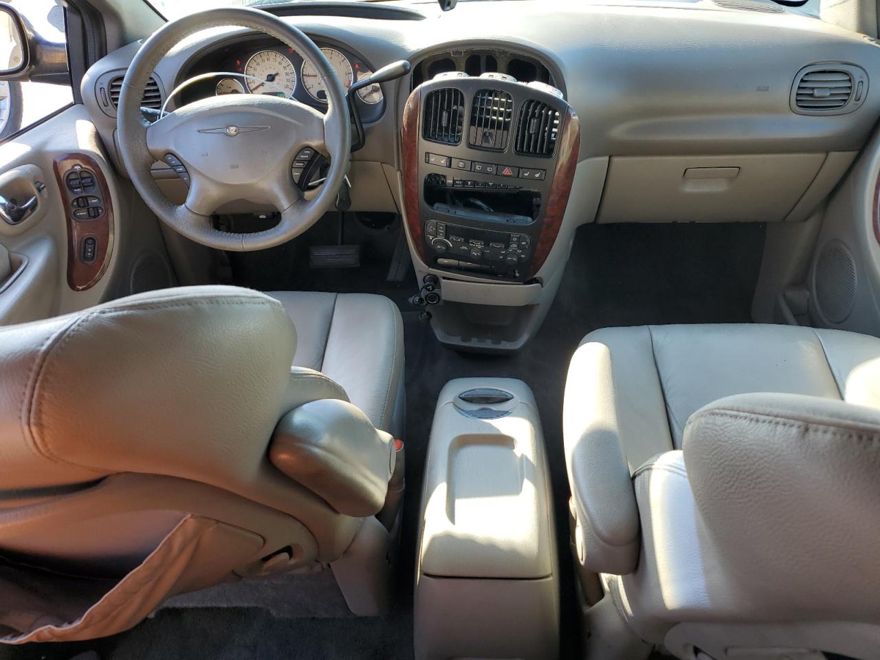 2003 Chrysler Town & Country Limited Tan vin: 2C8GP64L43R158528