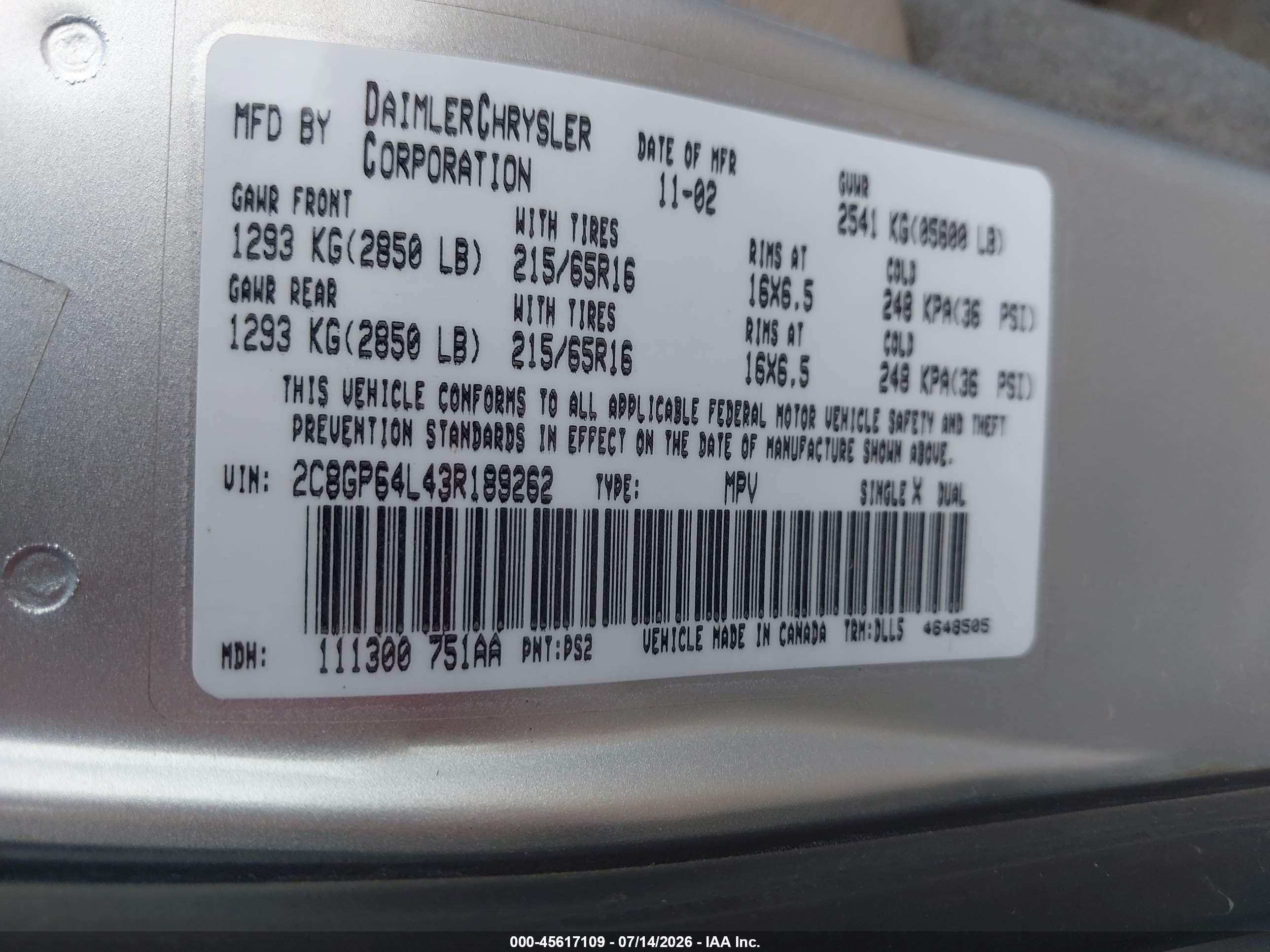 2003 Chrysler Town & Country Limited Silver vin: 2C8GP64L43R189262