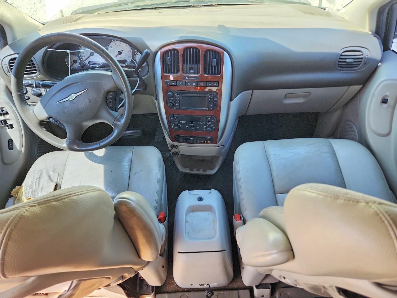 2005 Chrysler Town & Country Limited Gold vin: 2C8GP64L45R286206