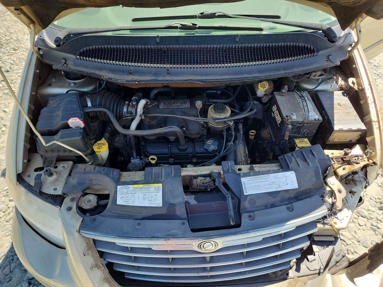 2005 Chrysler Town & Country Limited Gold vin: 2C8GP64L45R286206