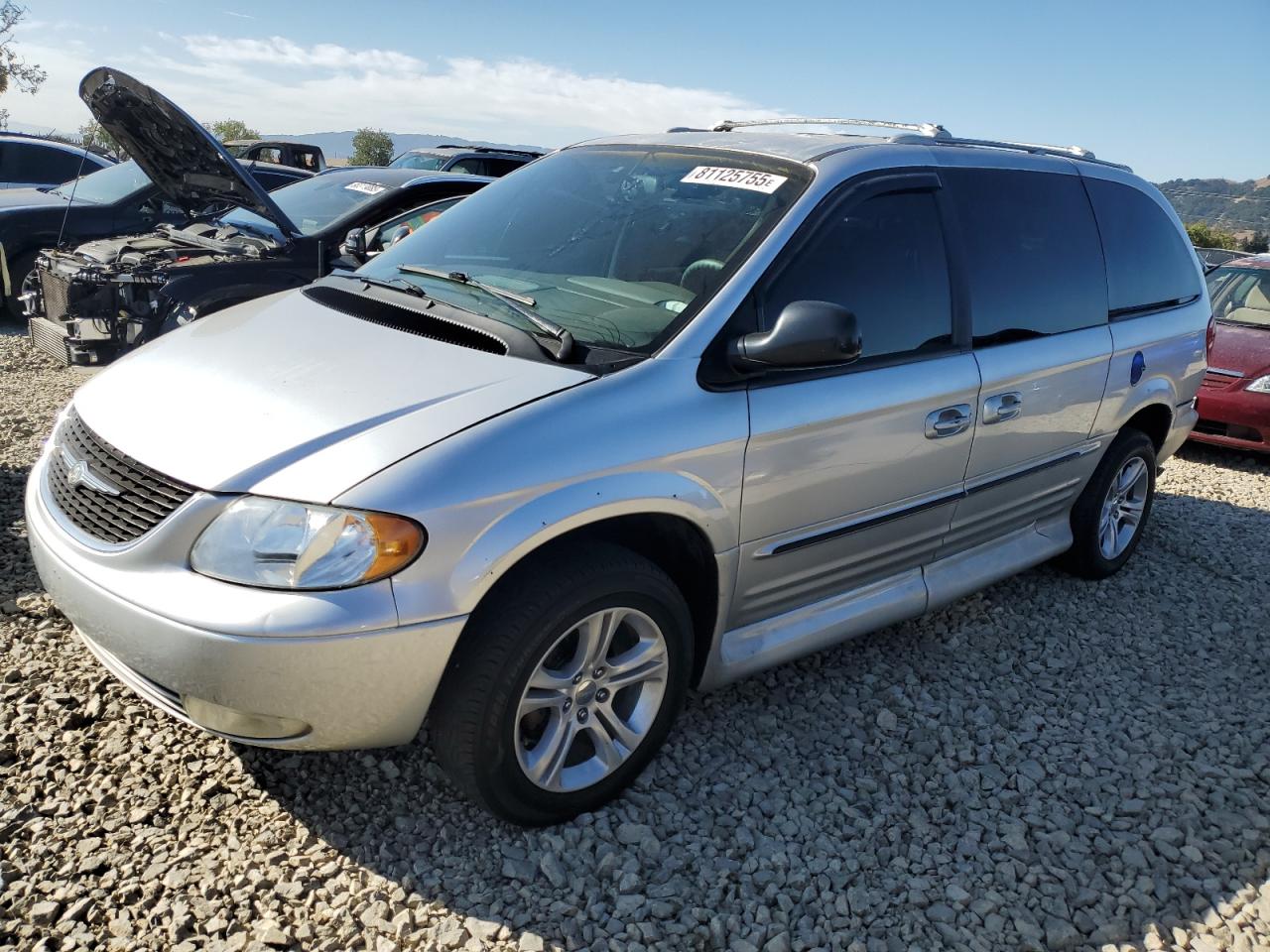 2001 Chrysler Town & Country Limited Silver vin: 2C8GP64L51R240670