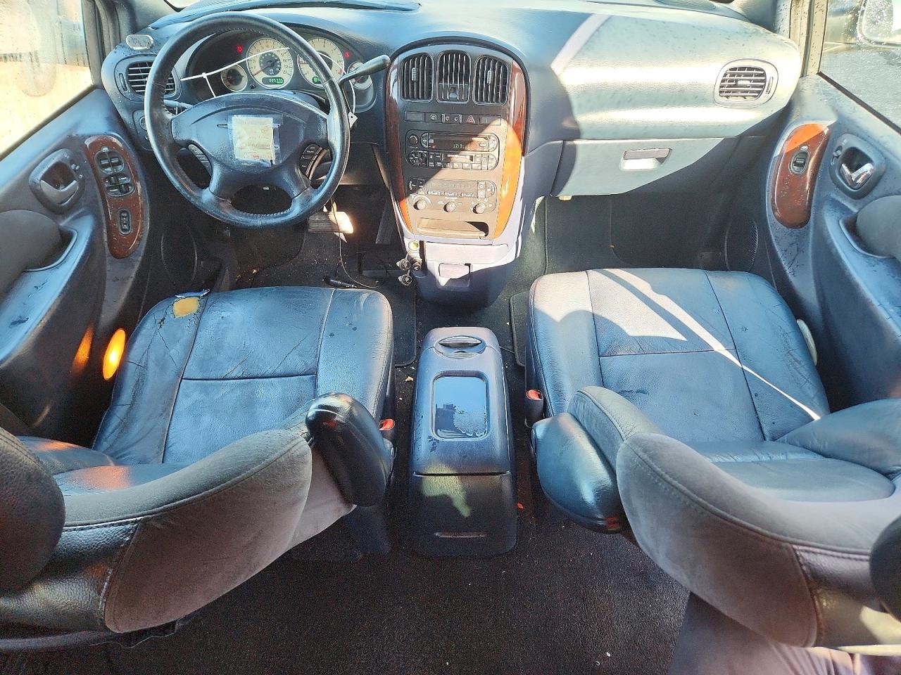 2002 Chrysler Town & Country Limited Blue vin: 2C8GP64L52R638771