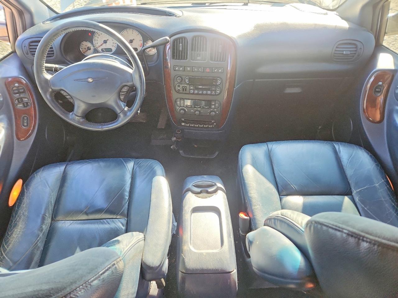 2003 Chrysler Town & Country Limited White vin: 2C8GP64L53R108320