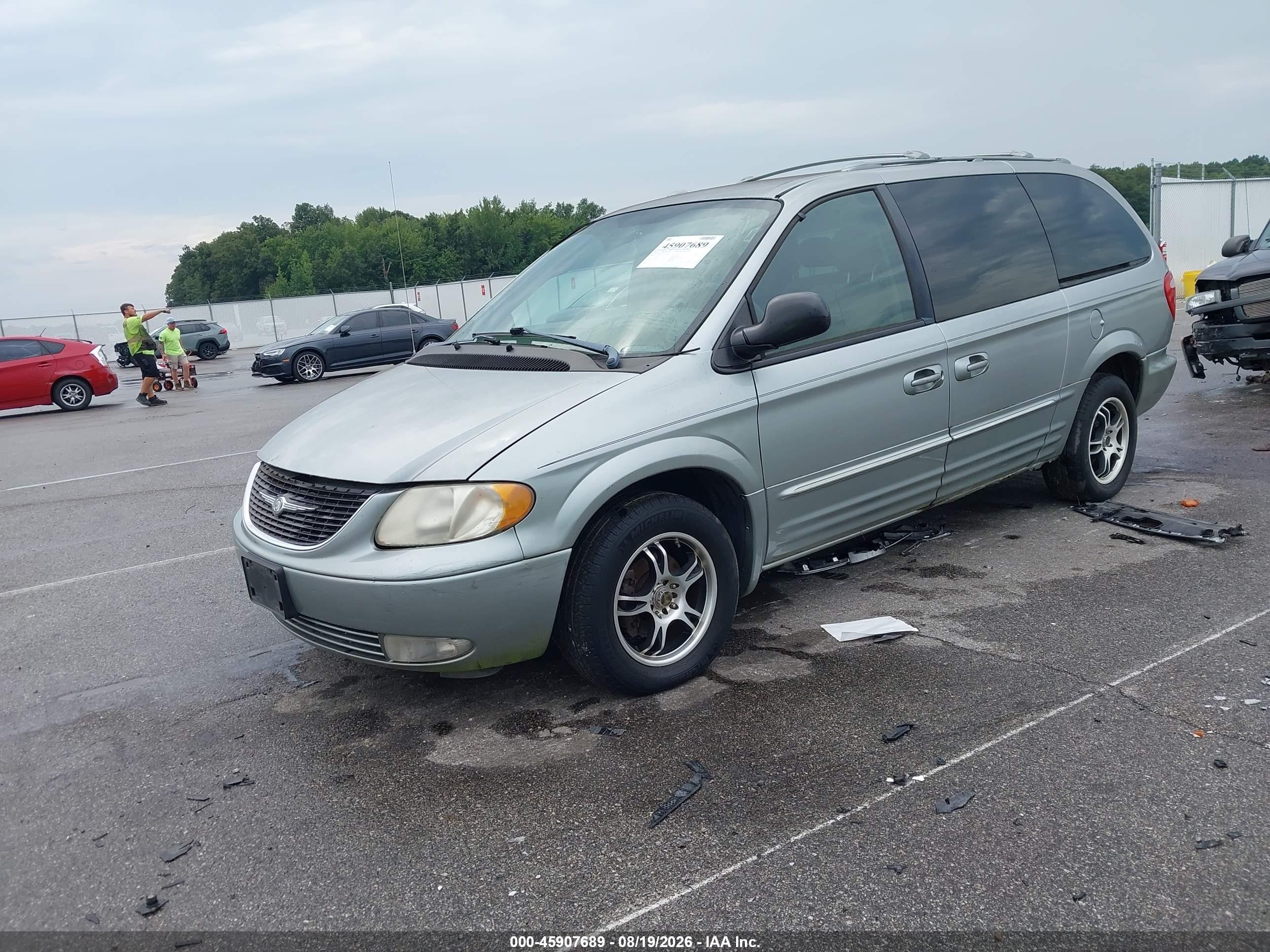 2003 Chrysler Town & Country Limited Silver vin: 2C8GP64L53R215545