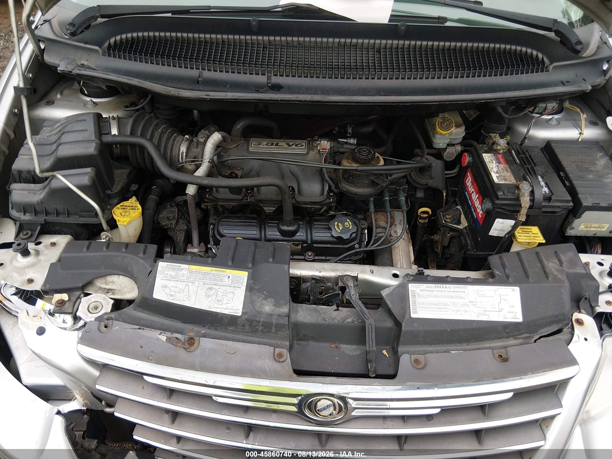 2005 Chrysler Town & Country Limited Silver vin: 2C8GP64L65R418429
